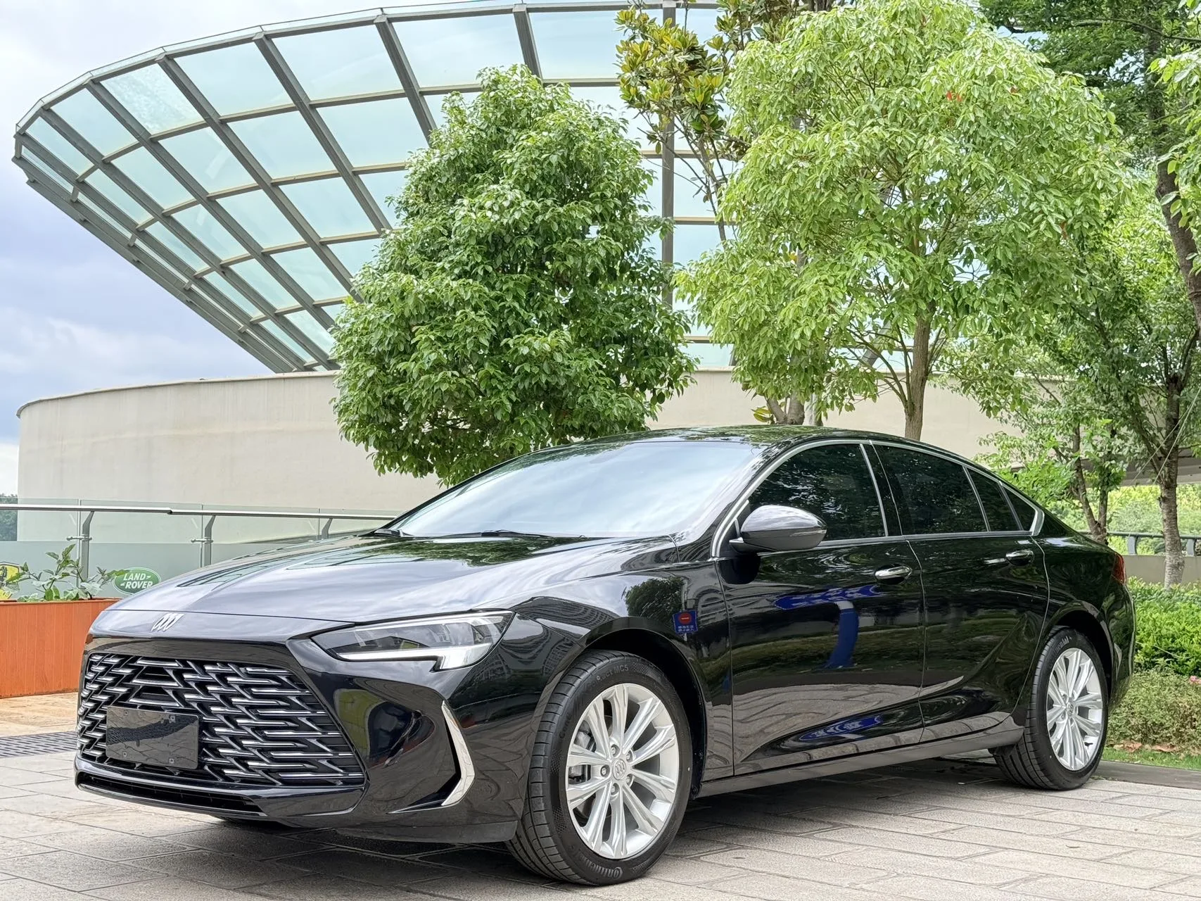 Buick 2024 Regal 2.0T 28T Luxury Edition Automatic