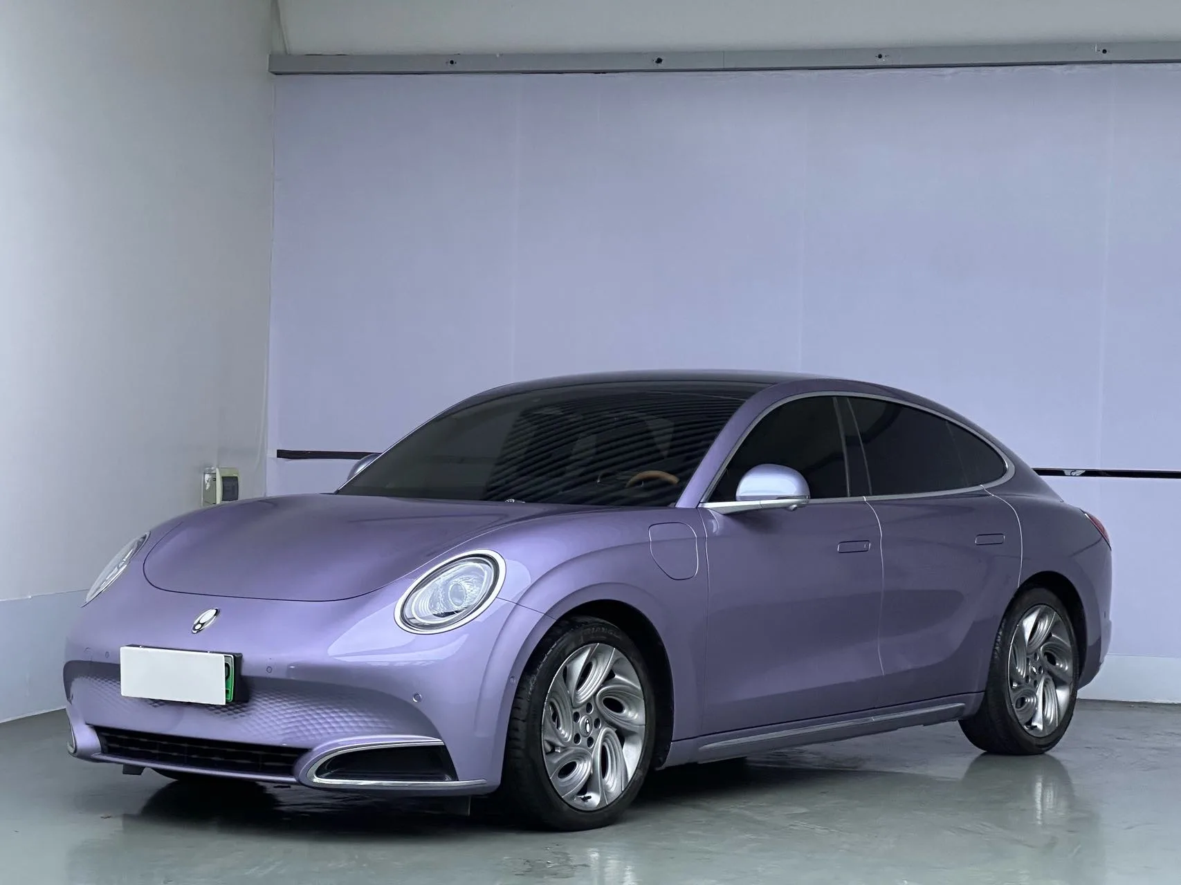 ORA 2022 Lightning Cat 555km Premium Edition Automatic