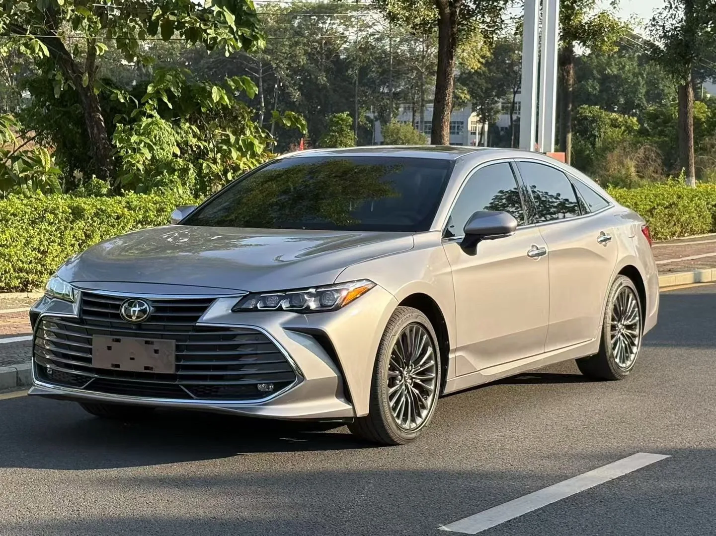 2022 Toyota Avalon 2.0L Luxury Edition