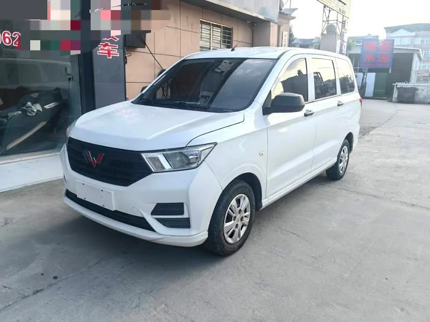 Wuling 2021 Hongguang S 1.5 Basic (Facelift) Manual Transmission