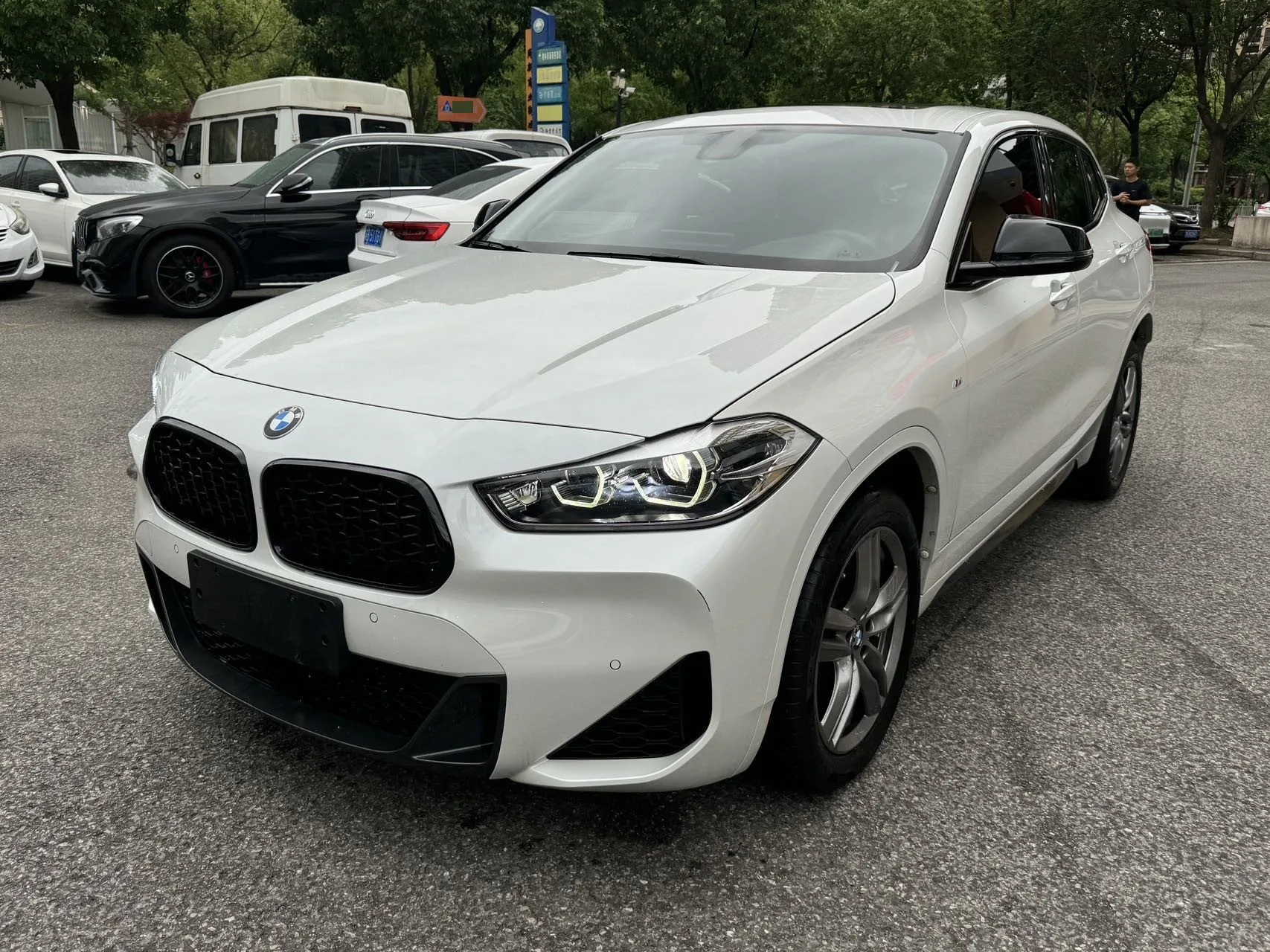 2023 BMW X2 sDrive25i 2.0T M Sport Night Edition, Automatic Transmission