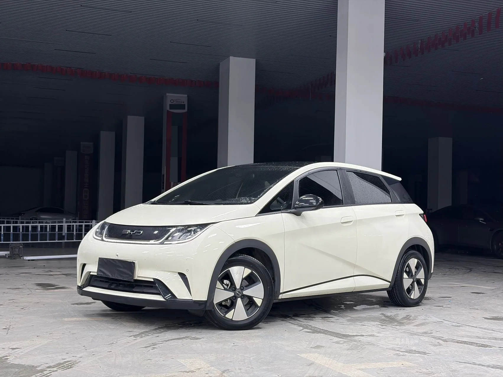 BYD 2023 Dolphin 420km Fashion Edition Automatic