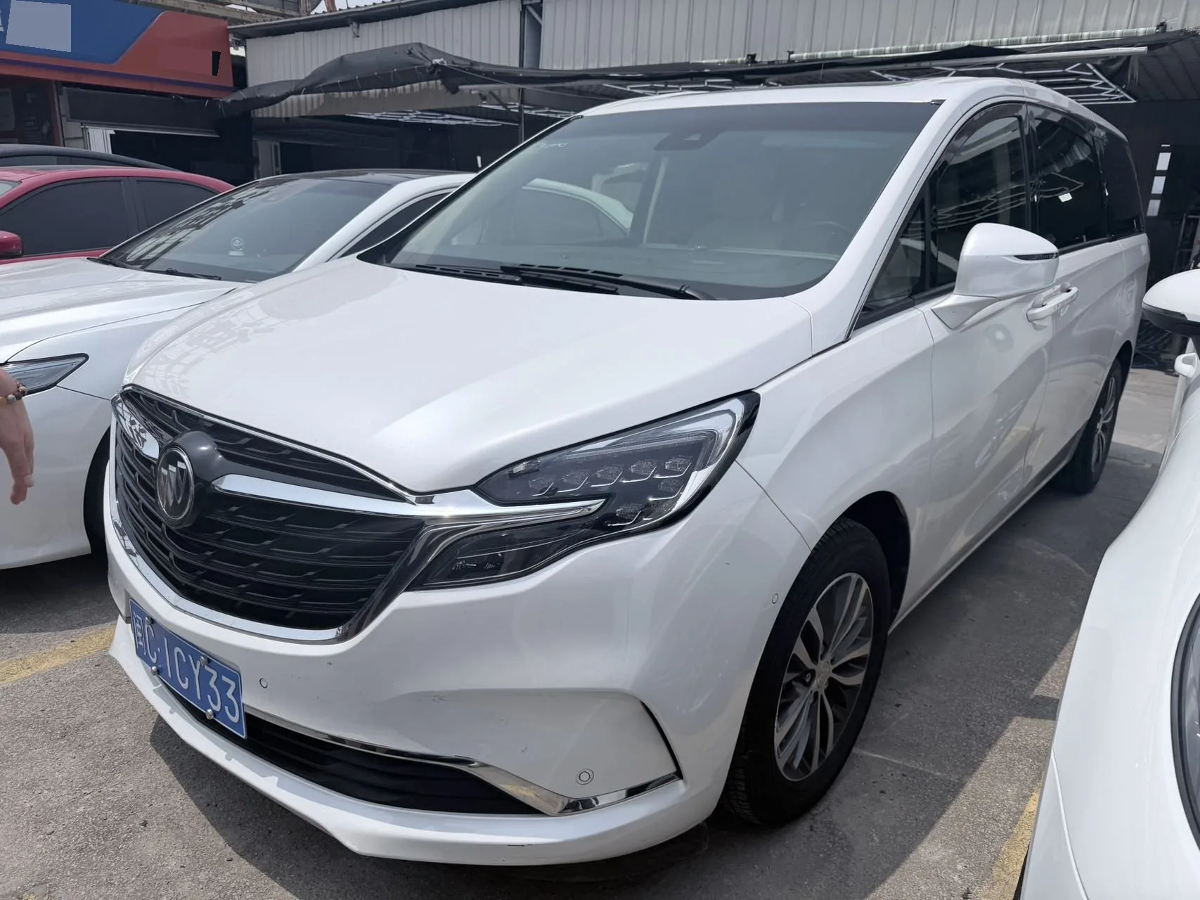 Buick GL8 2021 ES Avantgarde 653T Premium Edition