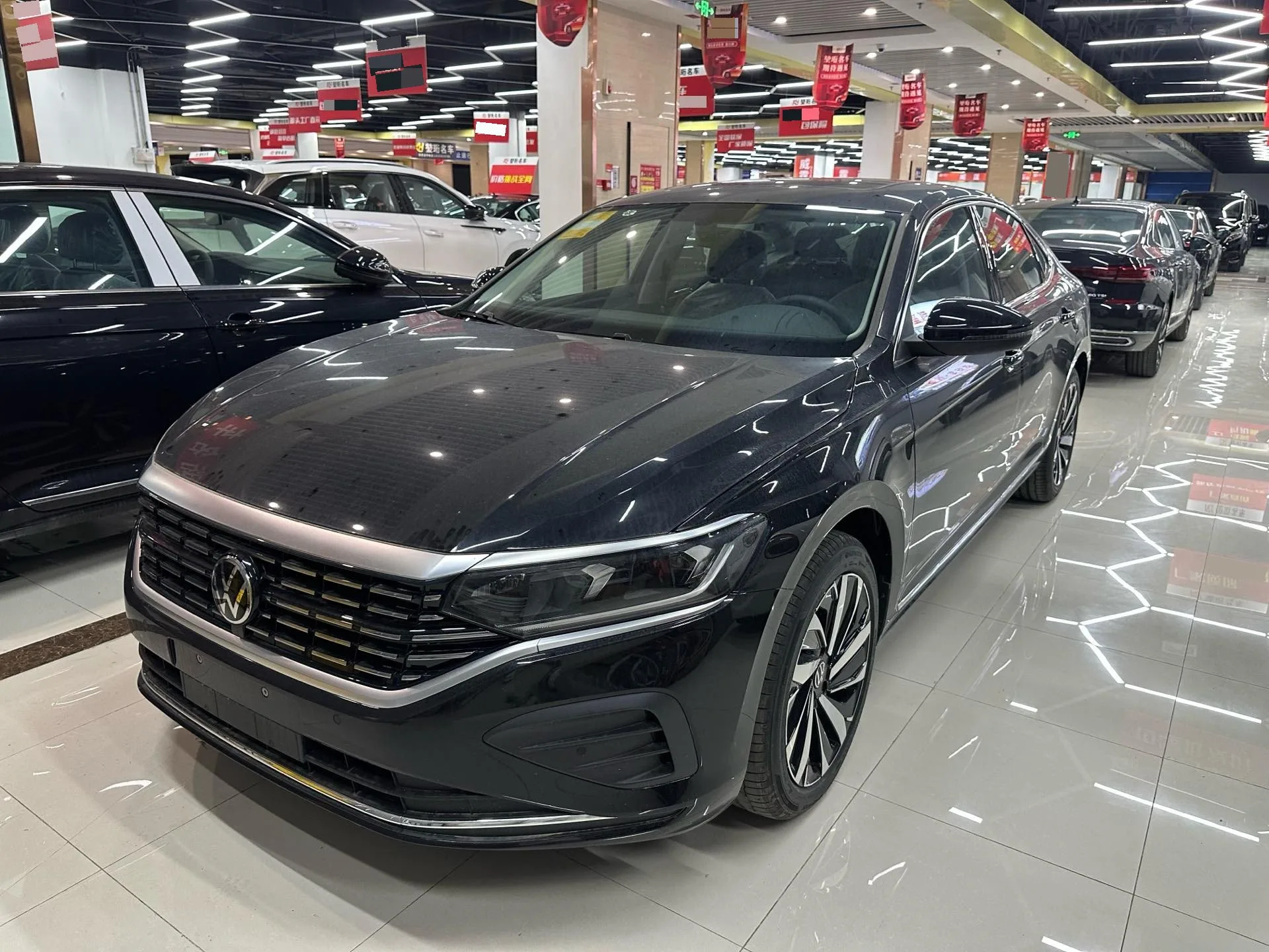 Volkswagen 2026 Passat 2.0TSI 380TSI Outstanding Edition Dragon Edition Automatic Transmission