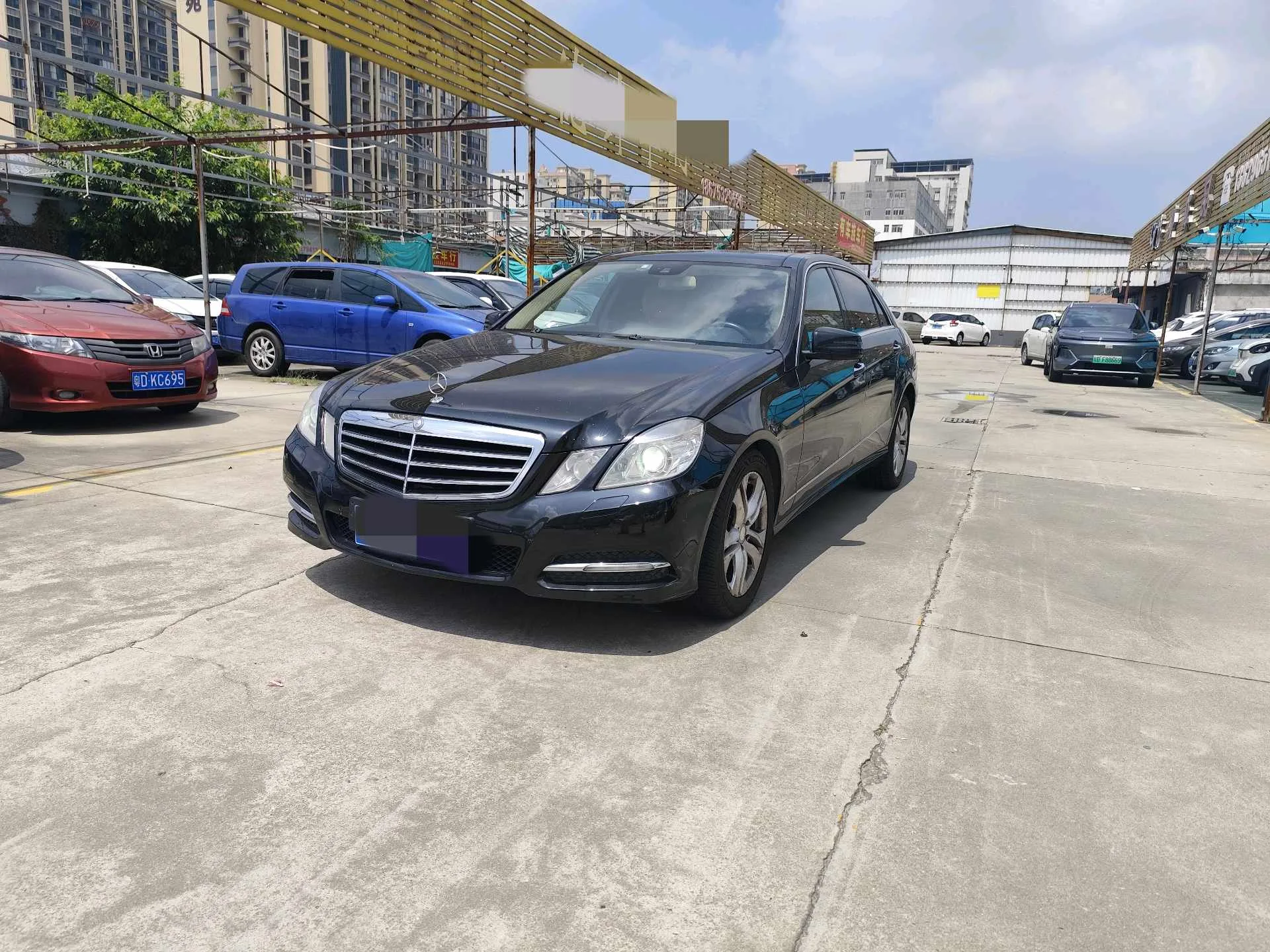 2010 Mercedes-Benz E-Class E 300 L Style