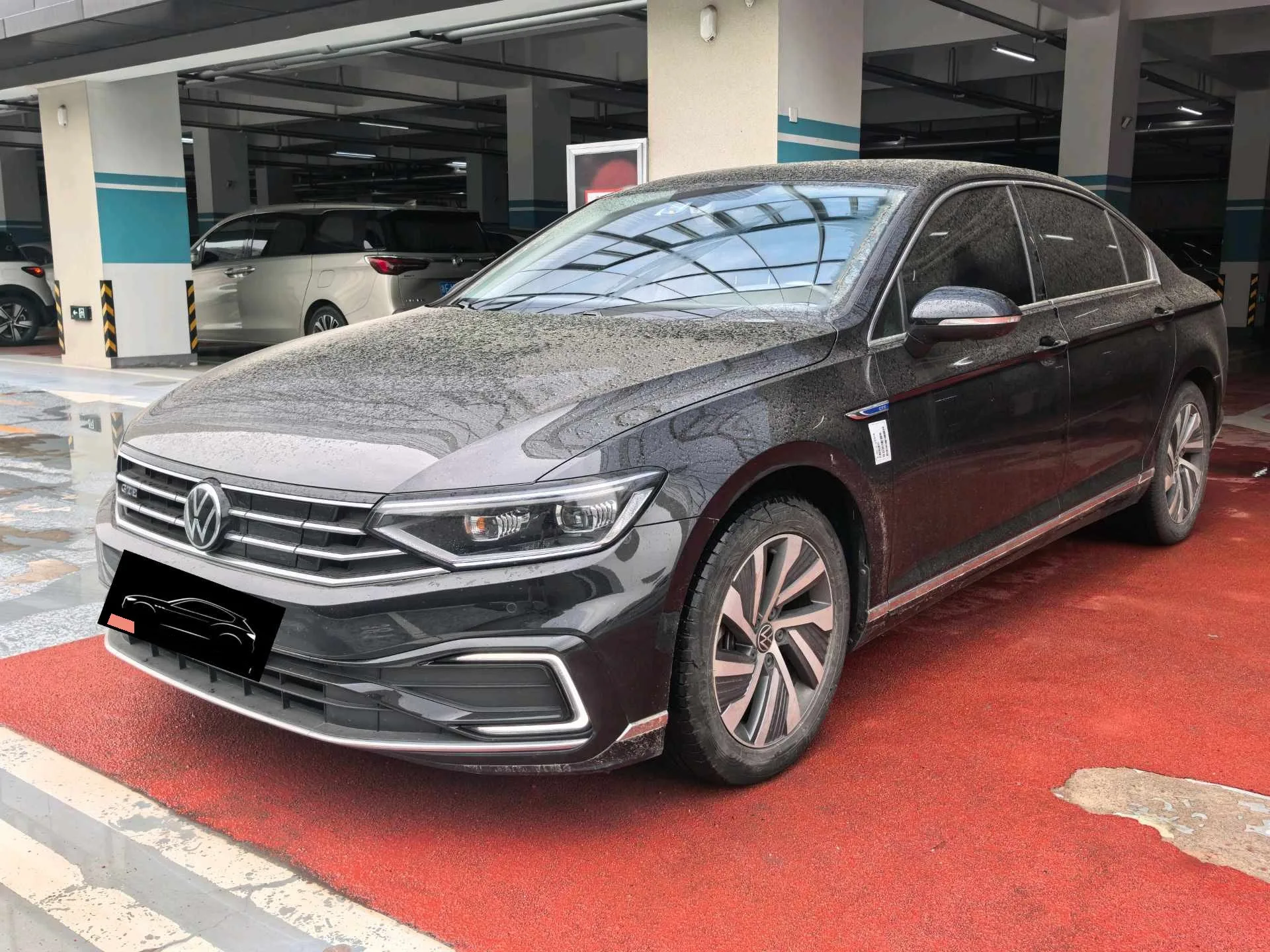 2022 Volkswagen Passat GTE Plug-in Hybrid GTE Luxury Model