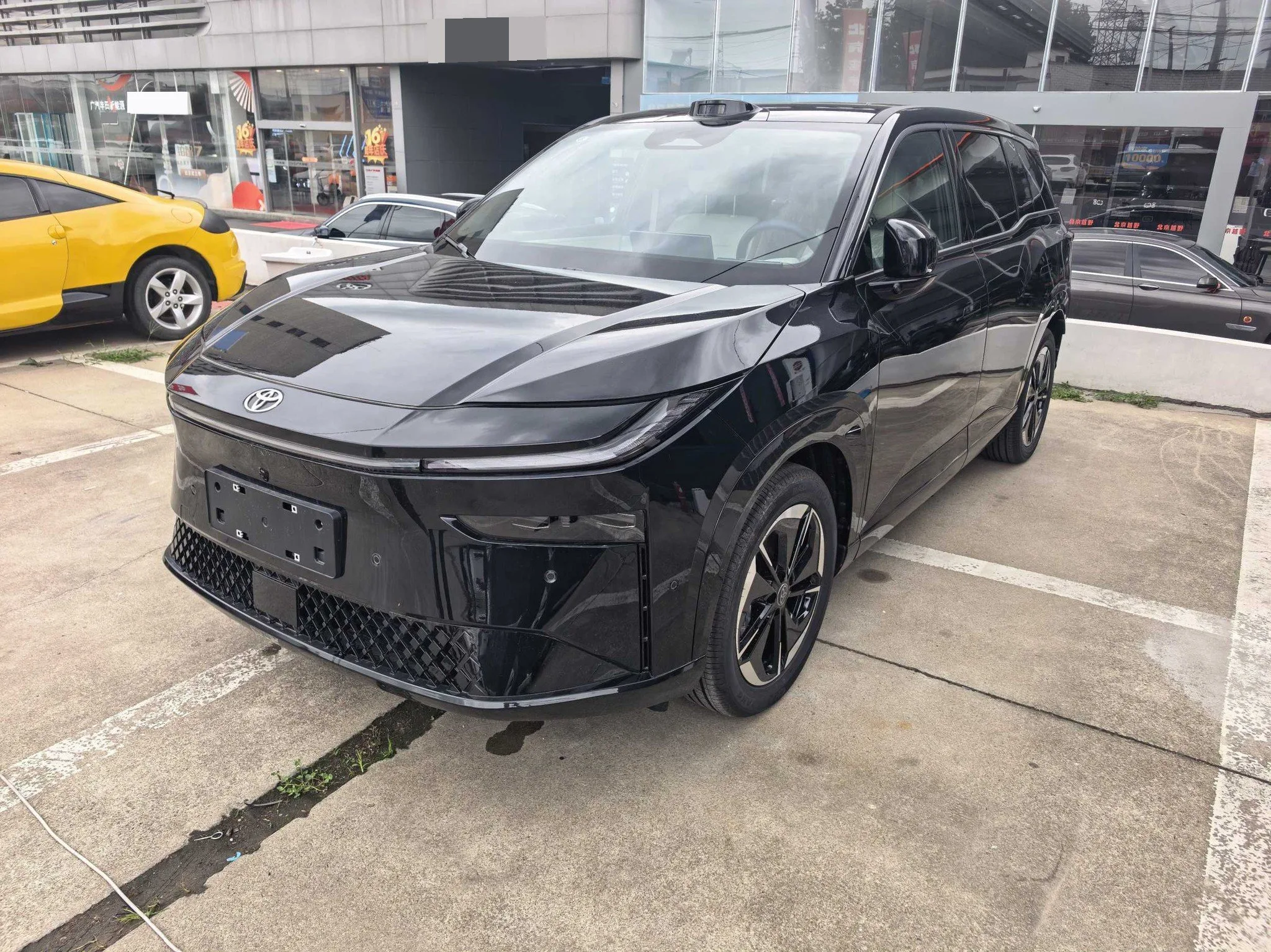 Toyota 2025 Platinum 3X 520 Pro High-End Intelligent Driving Edition Automatic Transmission