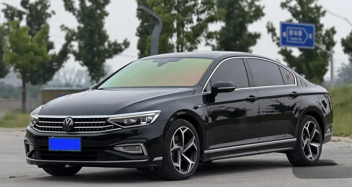 2022 Volkswagen Passat 330TSI DSG Basic Model