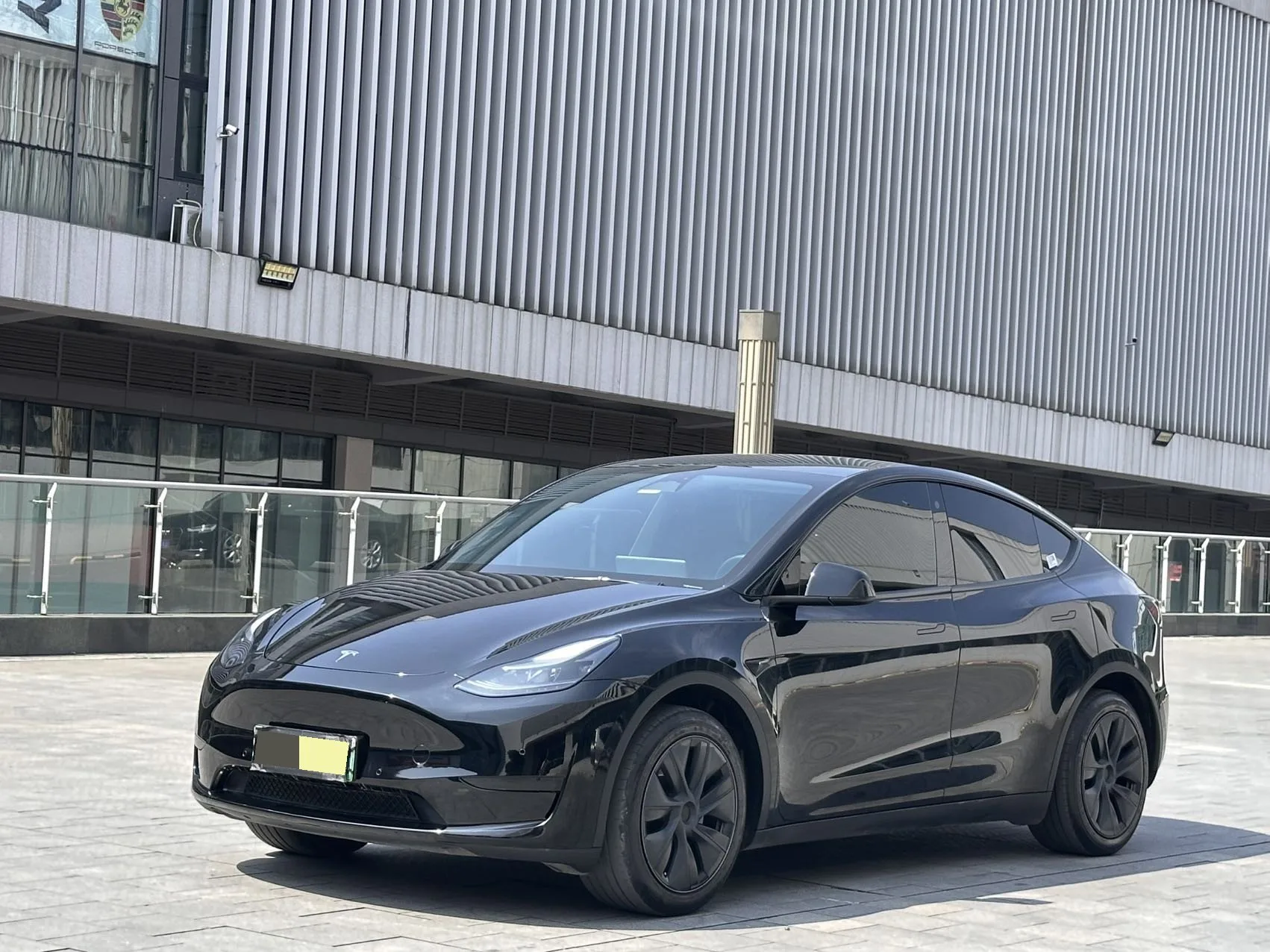 Model Y 2023 Rear-Wheel Drive