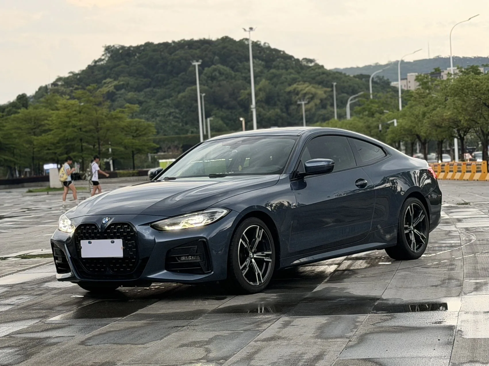 2022 BMW 4 Series 425i M Sport Package