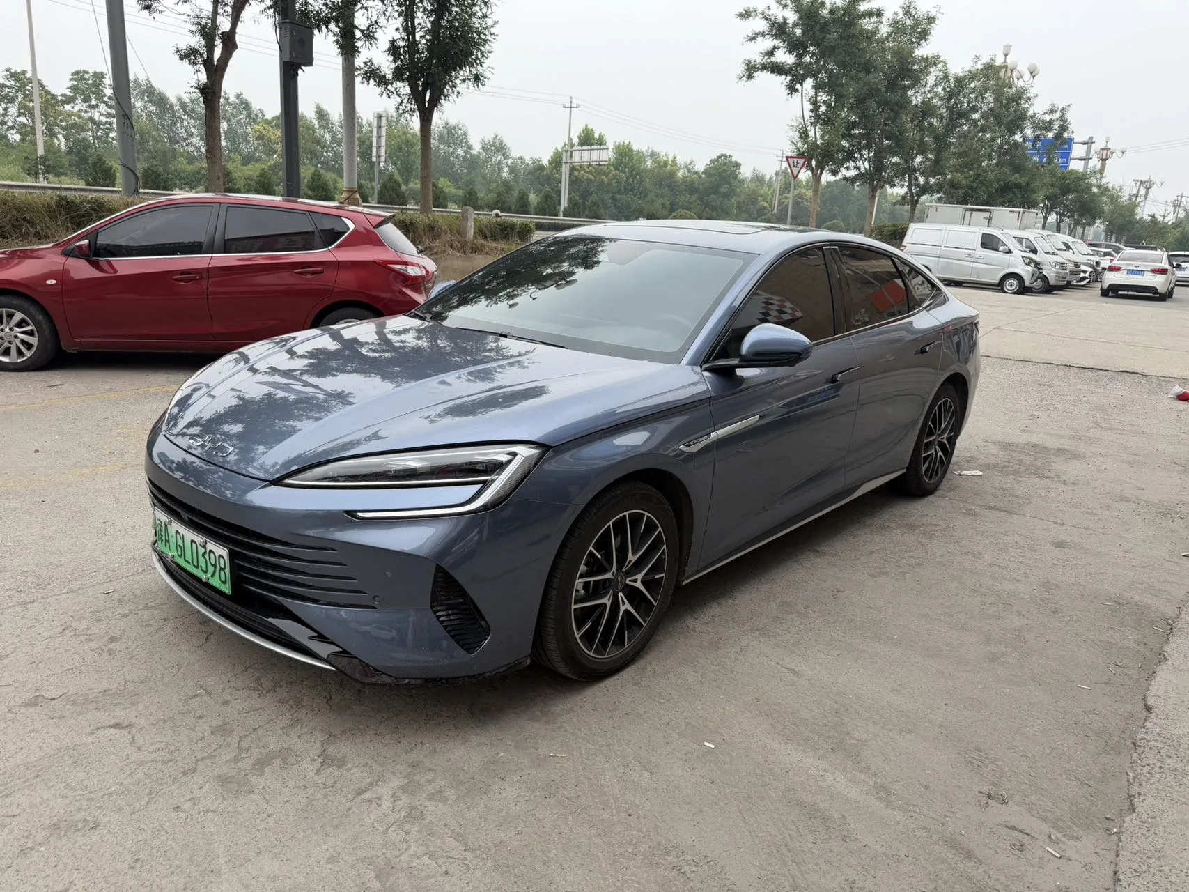 BYD 2025 Seal 07 DM-i 1.5 CVT Luxury Automatic (125km/h)