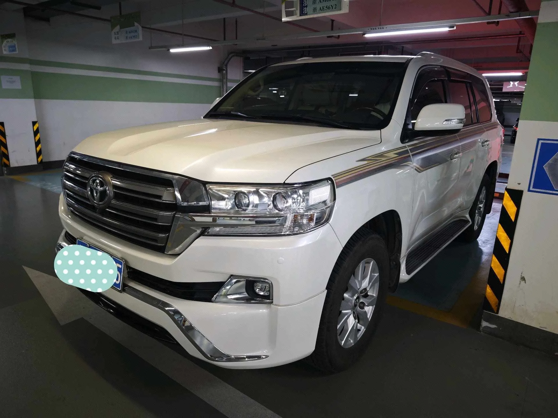 2017 Toyota Land Cruiser (Imported) 4.0 Middle East Edition, Manual Transmission