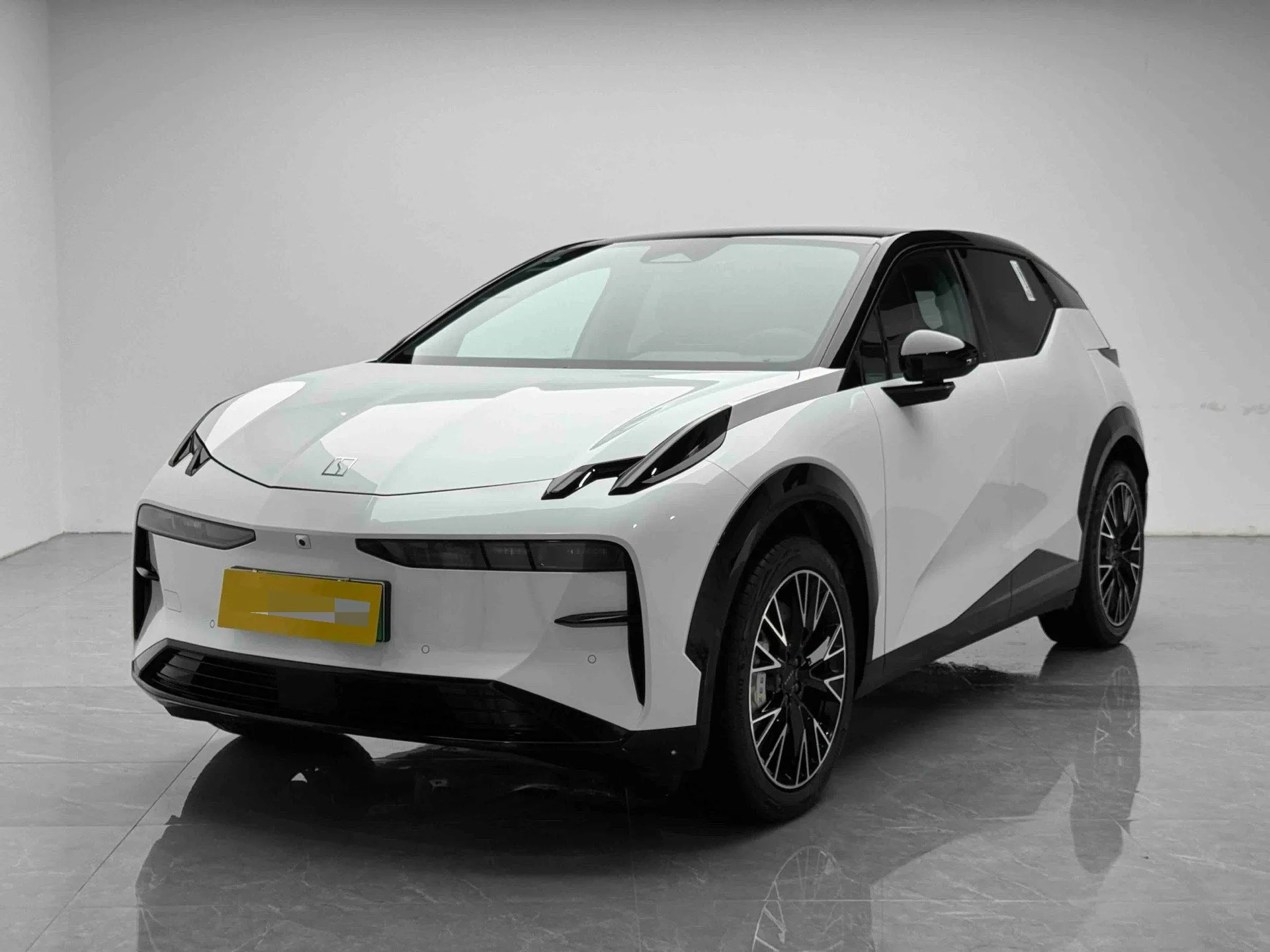 JiKrypton 2025 JiKrypton X Four-Seat Rear-Wheel Drive Magic Cube Edition Automatic Transmission