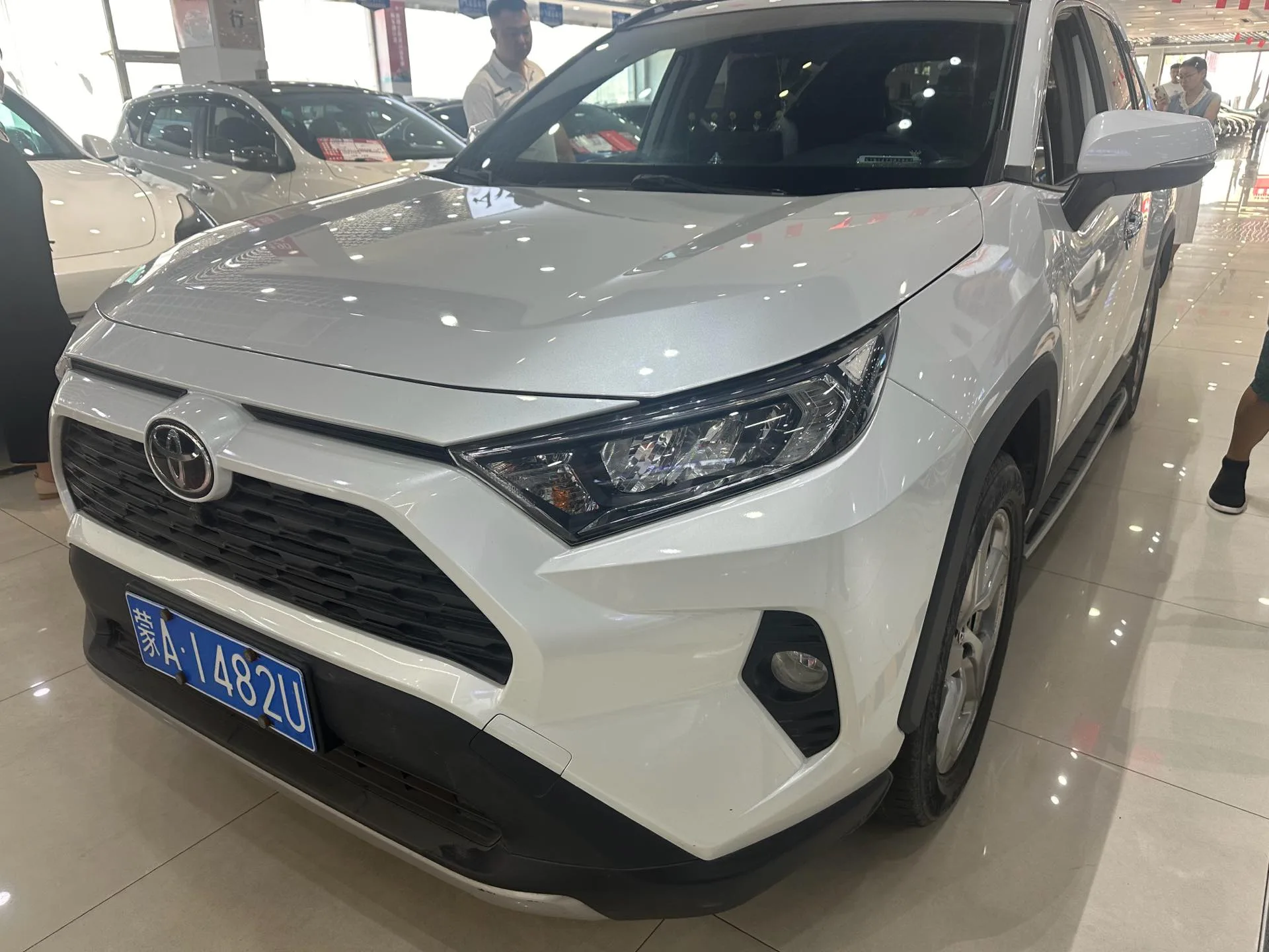 2021 RAV4 2.0L CVT AWD Style Edition