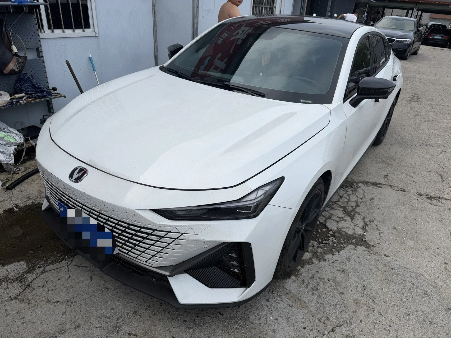 Changan UNI-V 2022 1.5T Premium Edition