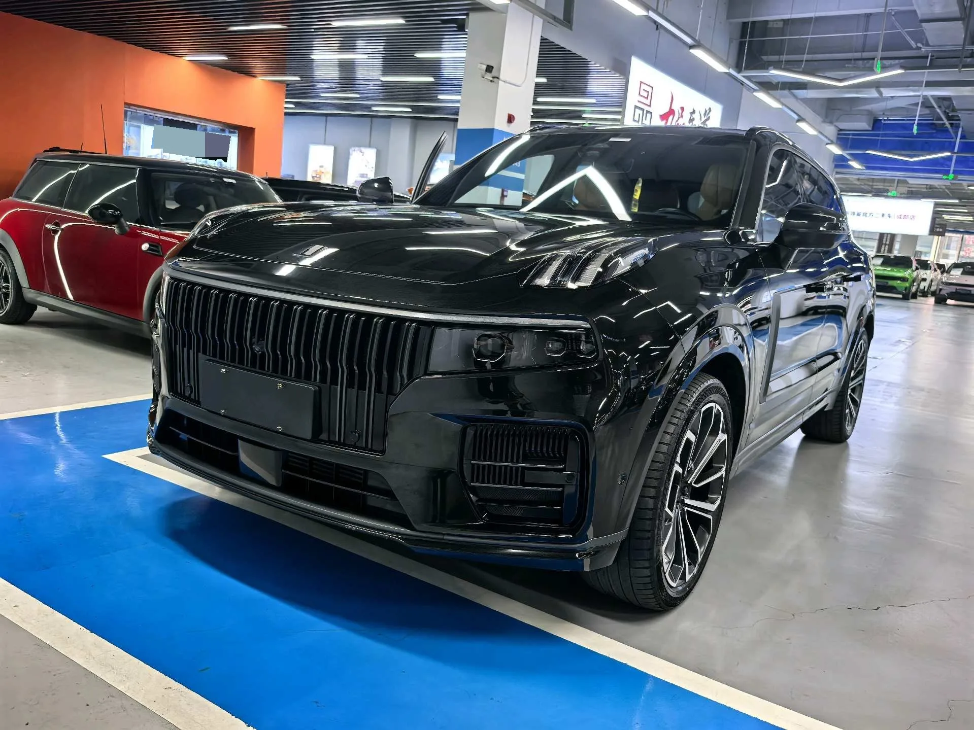 Lynk & Co 2021 Lynk & Co 09 MHEV 2.0T Halo 6-Seater Automatic