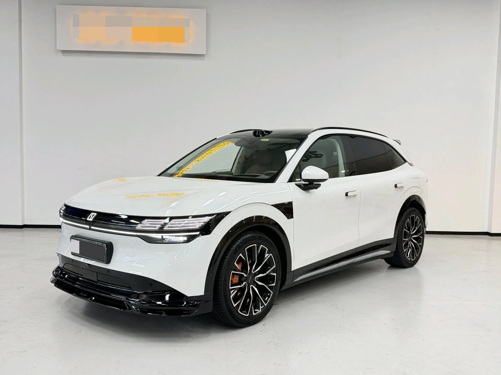 JiKrypton 2025 Model JiKrypton 7X 100kWh Long Range Four-Wheel Drive Intelligent Driving Edition Automatic Transmission