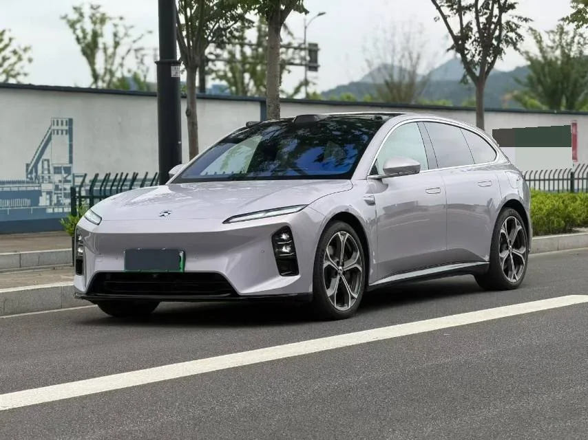 NIO 2025 ET5T 75kWh Touring Automatic