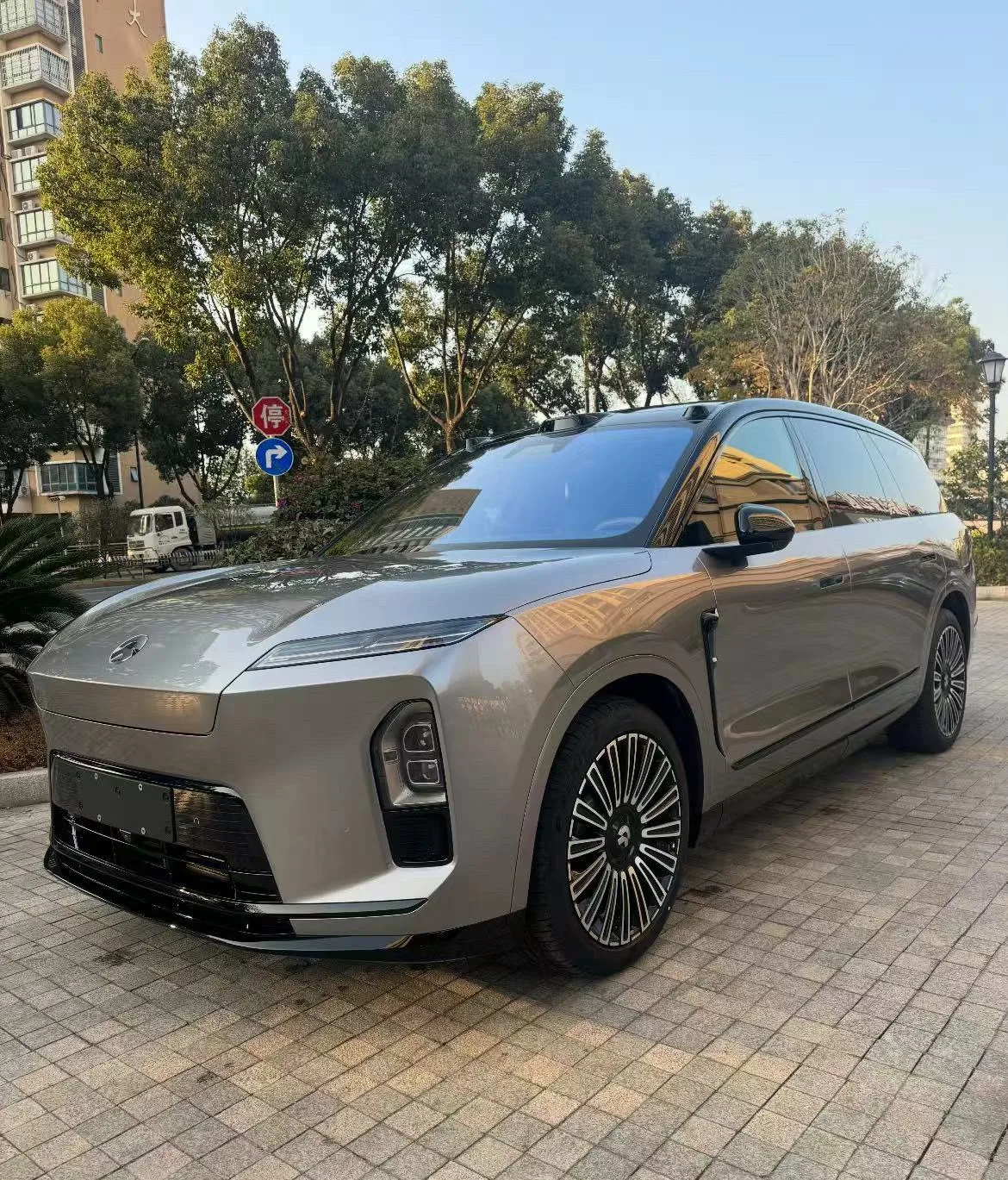 NIO 2026 ES8 6-seater Executive Luxury Edition Automatic