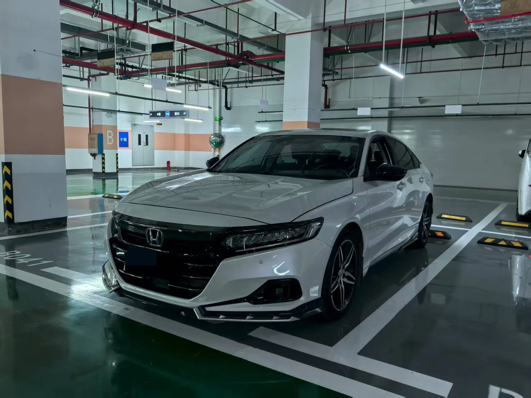 符合 2022 260TURBO 幻影 夜晚 优质的 版