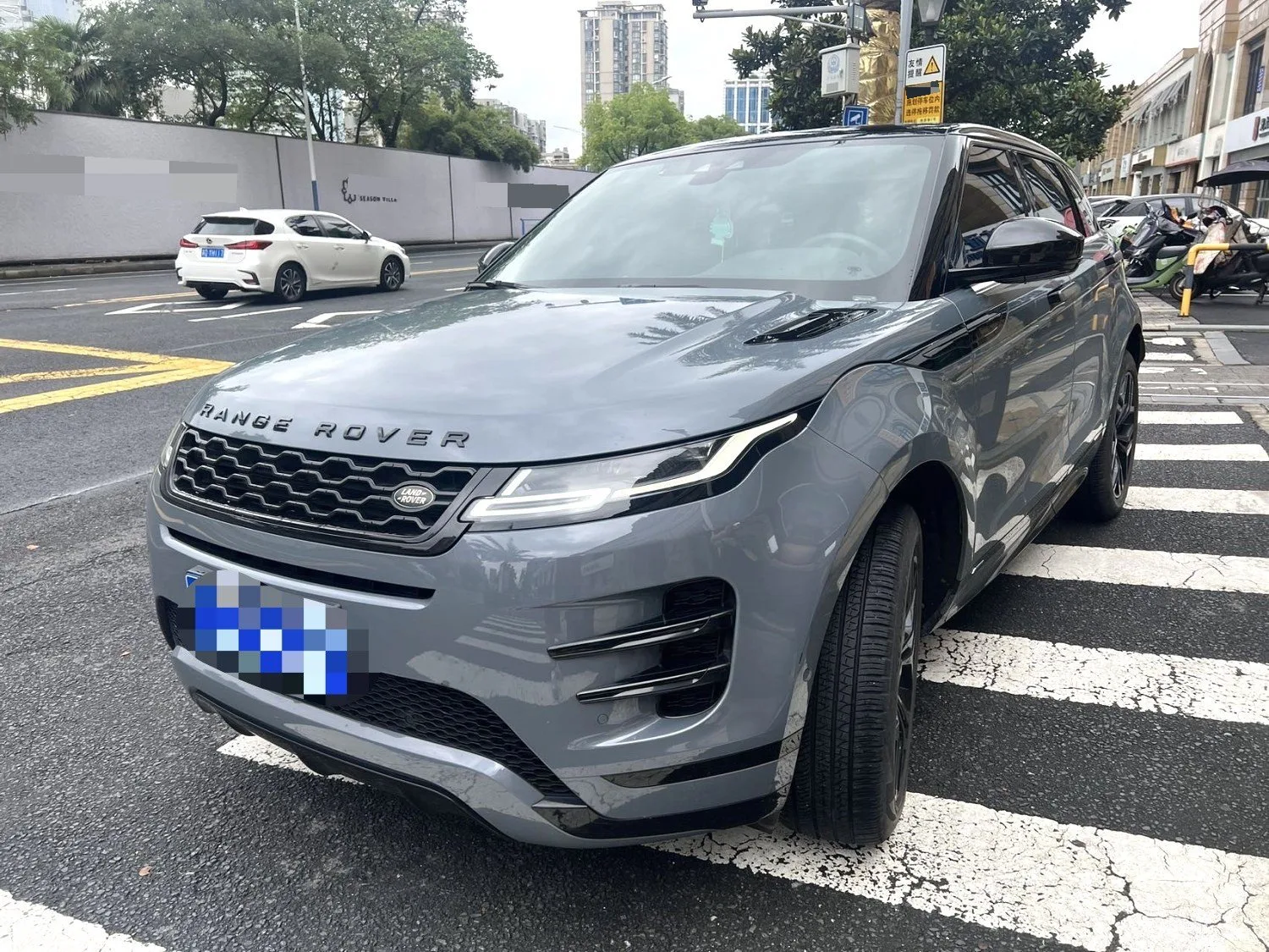 2020 Range Rover Evoque 249PS R-DYNAMIC S Black Sport Edition