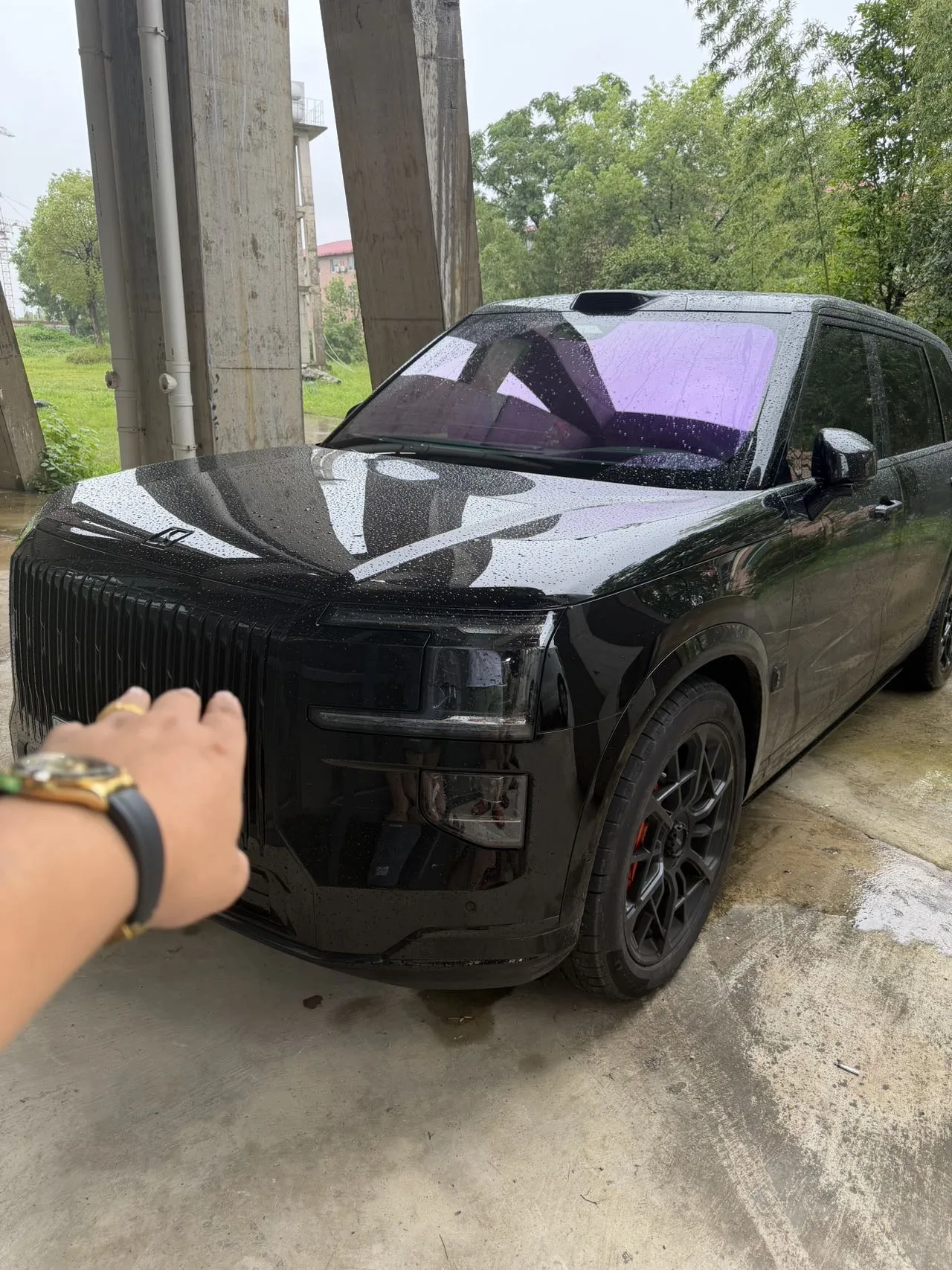 Jike 2025 Model Jike 9X 2.0T Hyper Edition 70kWh Automatic