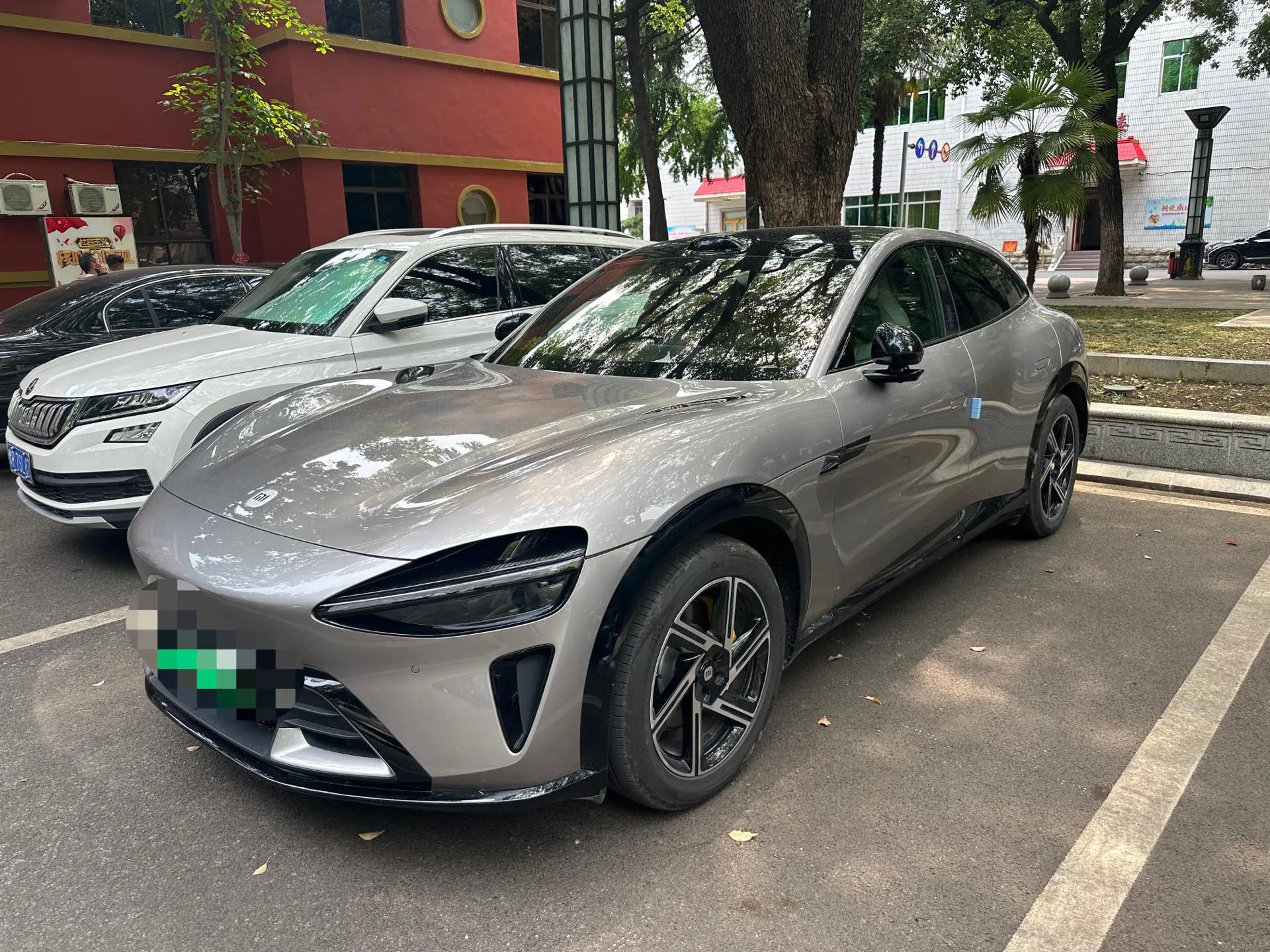 Xiaomi YU7 2025 Ultra-Long Battery Life All-Wheel Drive Pro Edition