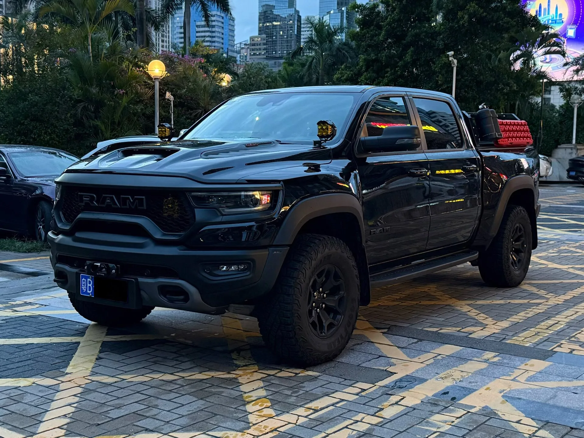 2022 Dodge Ram (Imported) 6.2T 1500 HEMI Automatic