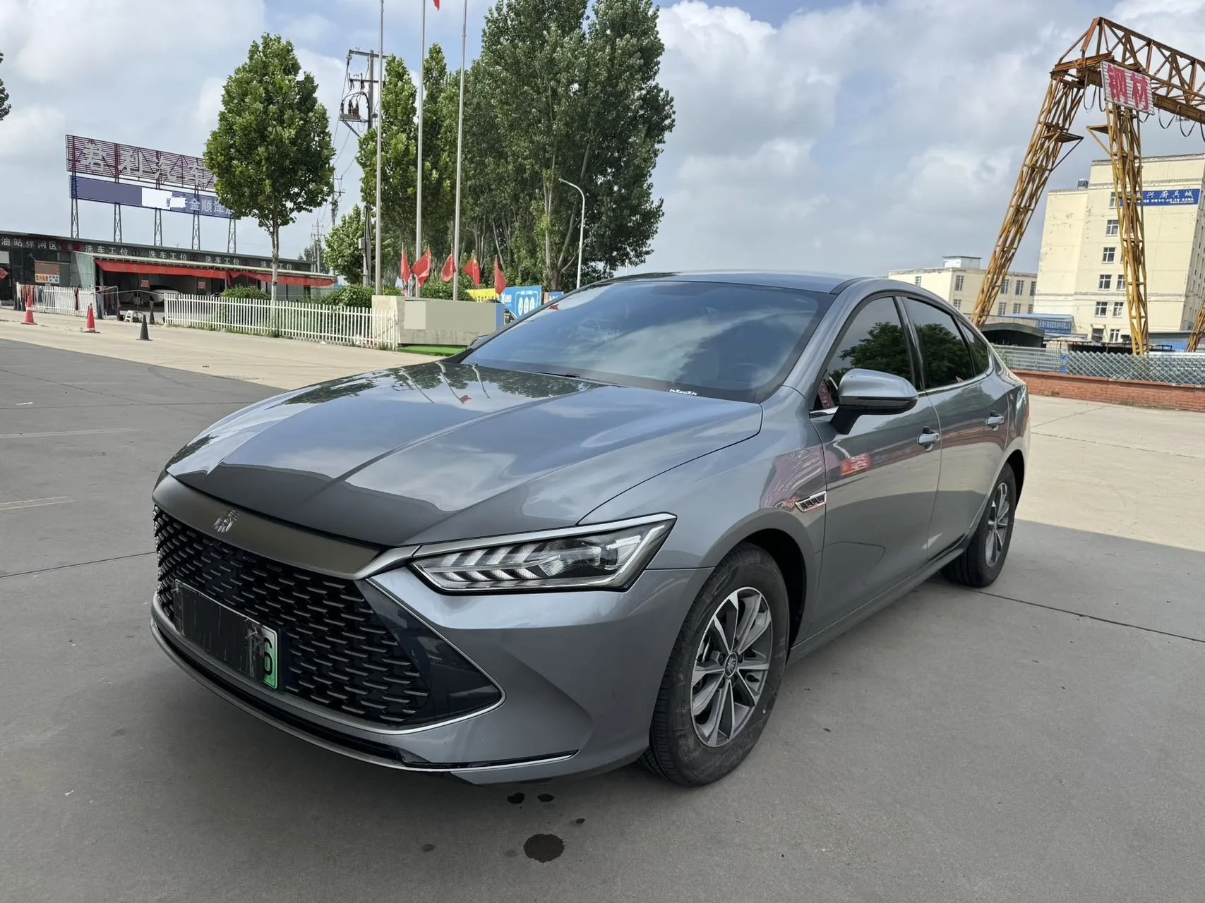 BYD 2024 Qin PLUS DM-i 1.5 CVT Glory Edition 55KM Leading Model Automatic