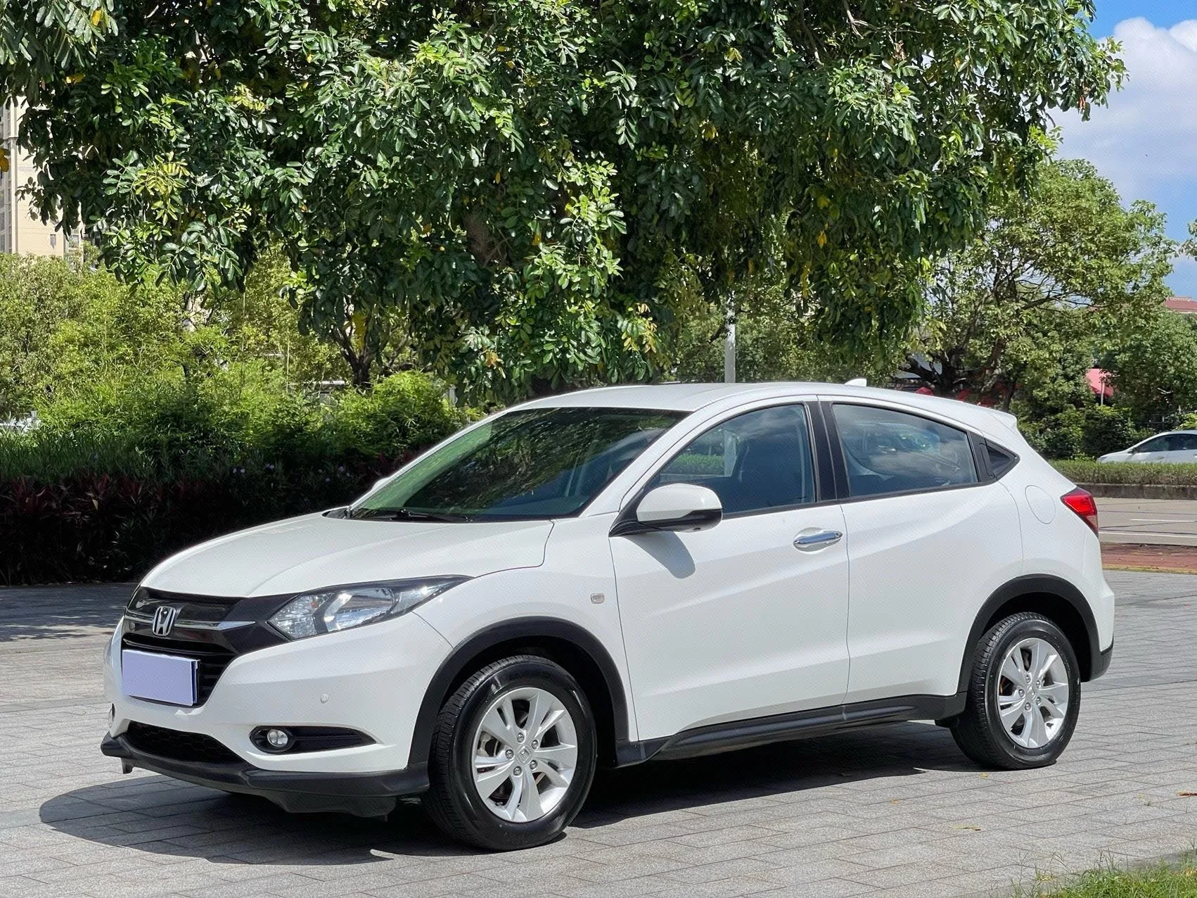 Vezel 2017 Model Year 1.5L CVT Front-Wheel Drive Comfort Trim
