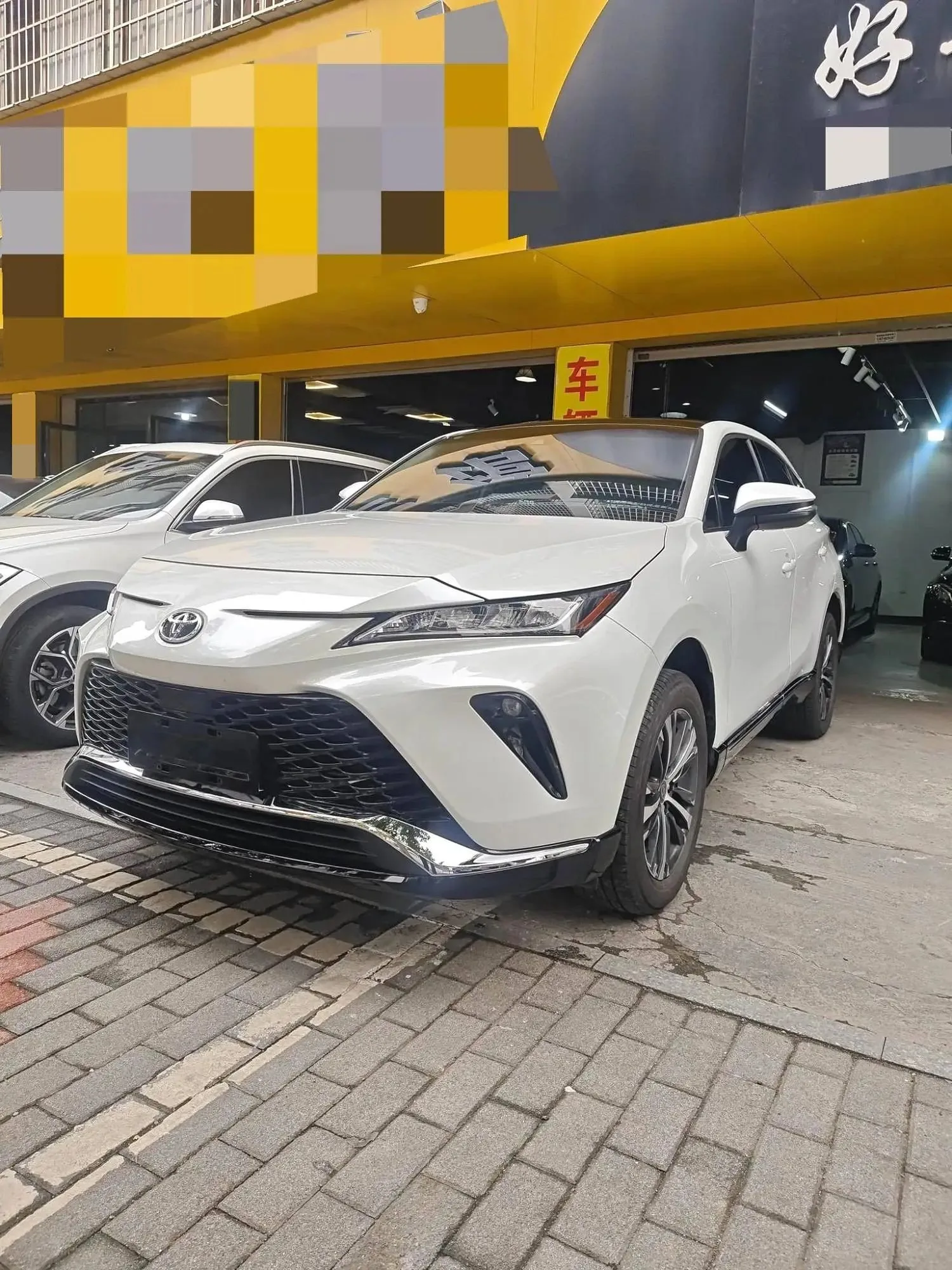Venza 2022 2.0L CVT 2WD Luxury Edition