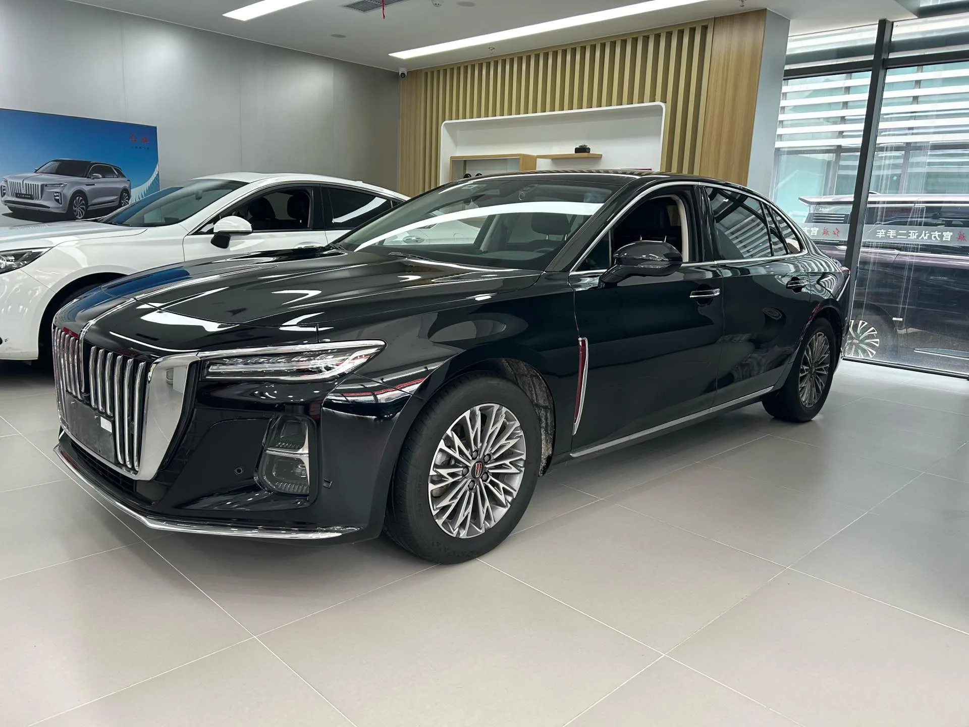 Hongqi H5 2023 2.0T Automatic Intelligent Flagship Edition