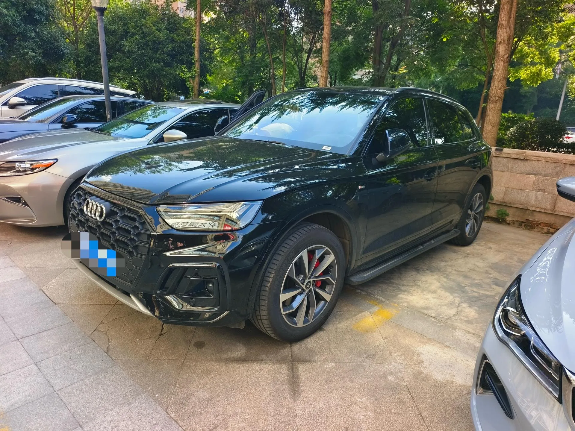 Audi 2025 Q5L 2.0TFSI 40TFSI Luxury Dynamic Automatic