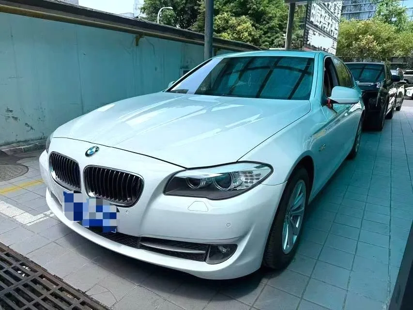 BMW 5 Series 2012 523Li Luxury