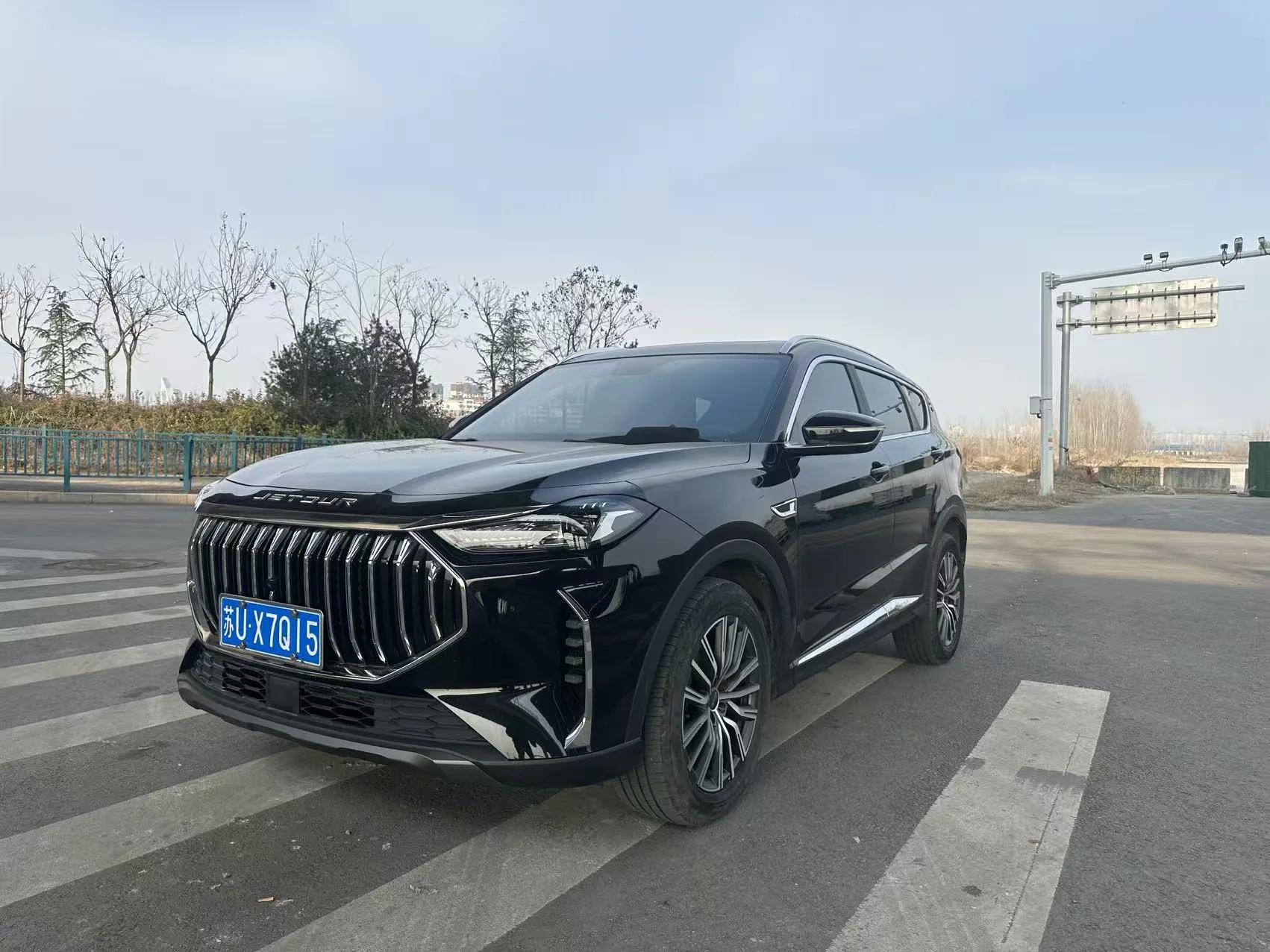 Jetour X70 PLUS 2023 1.5T DCT Warrior PLUS 5-seater