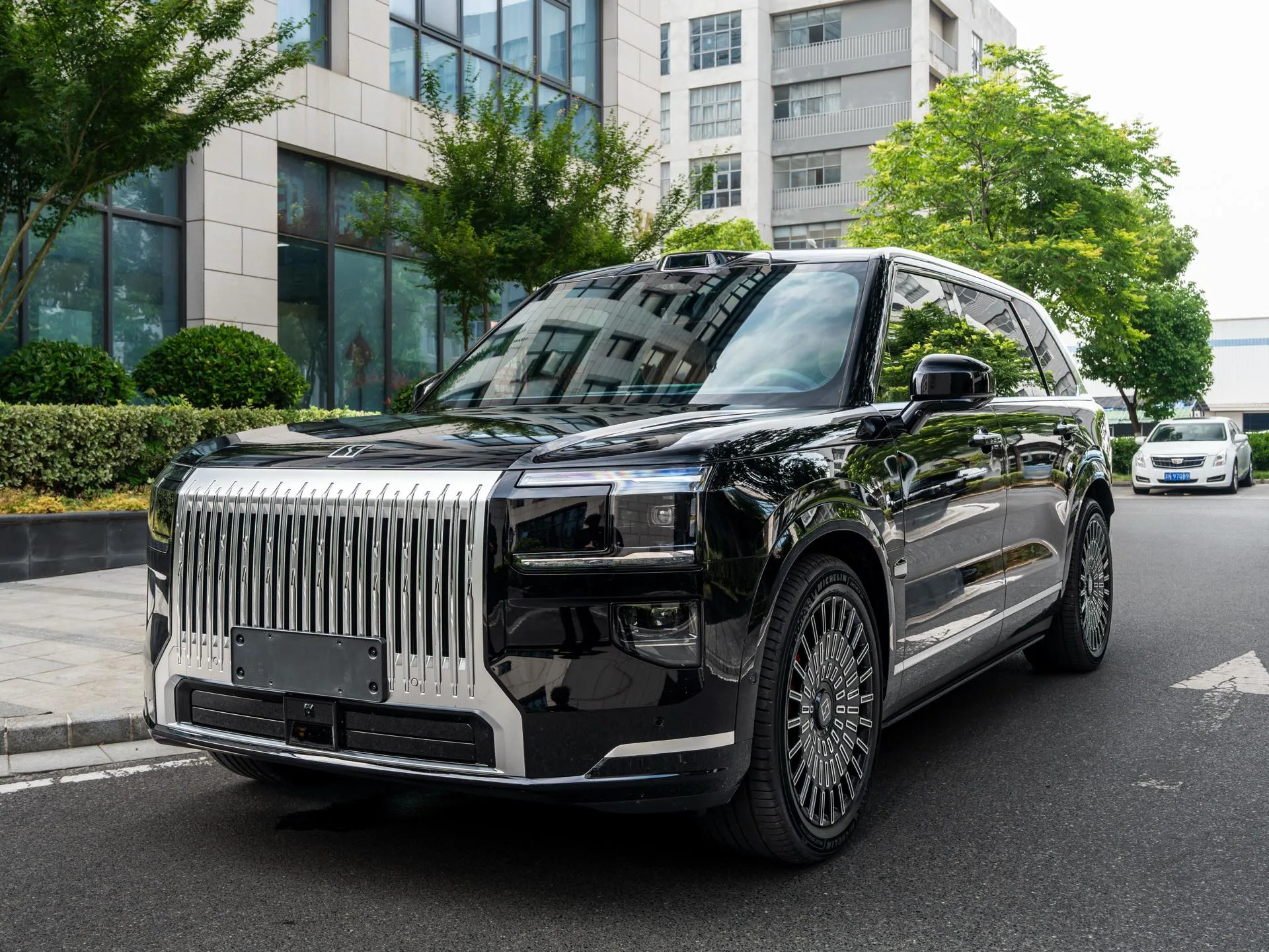 Jike 2025 Model Jike 9X 2.0T Ultra Edition 55kWh Automatic