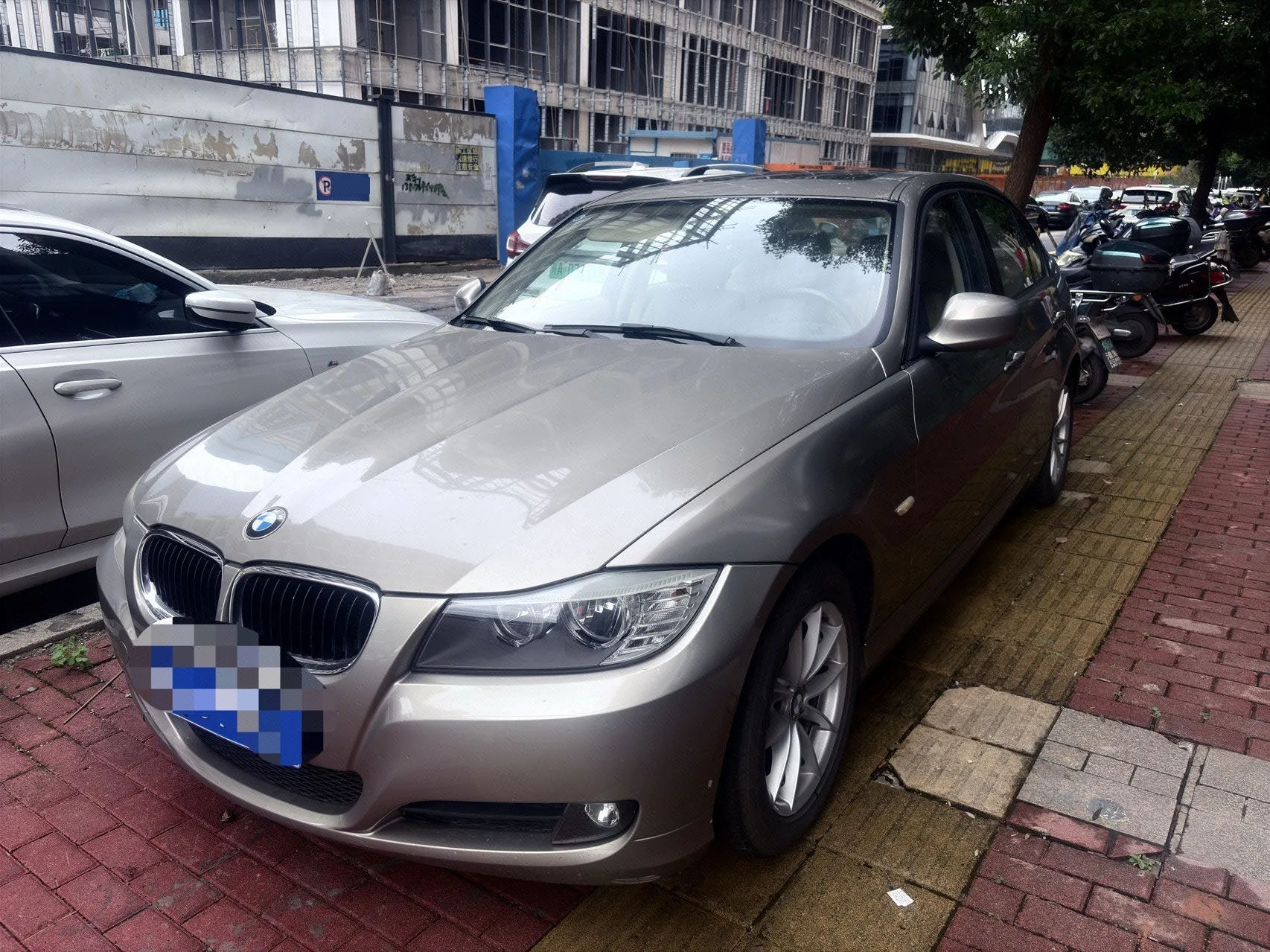 BMW 3 Series (Imported) 2012 318i Leading Edition