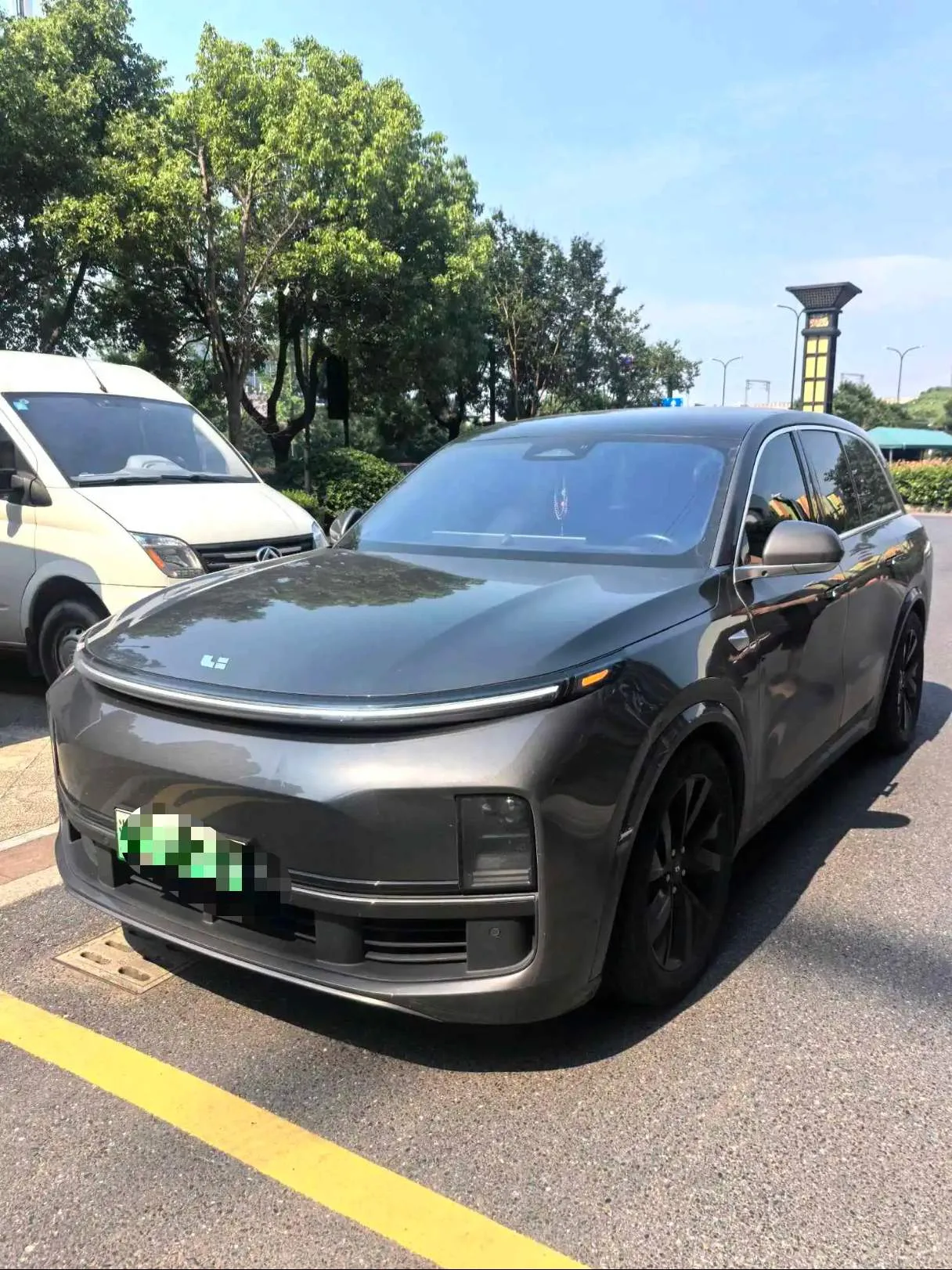 Li Auto L8 2023 Pro
