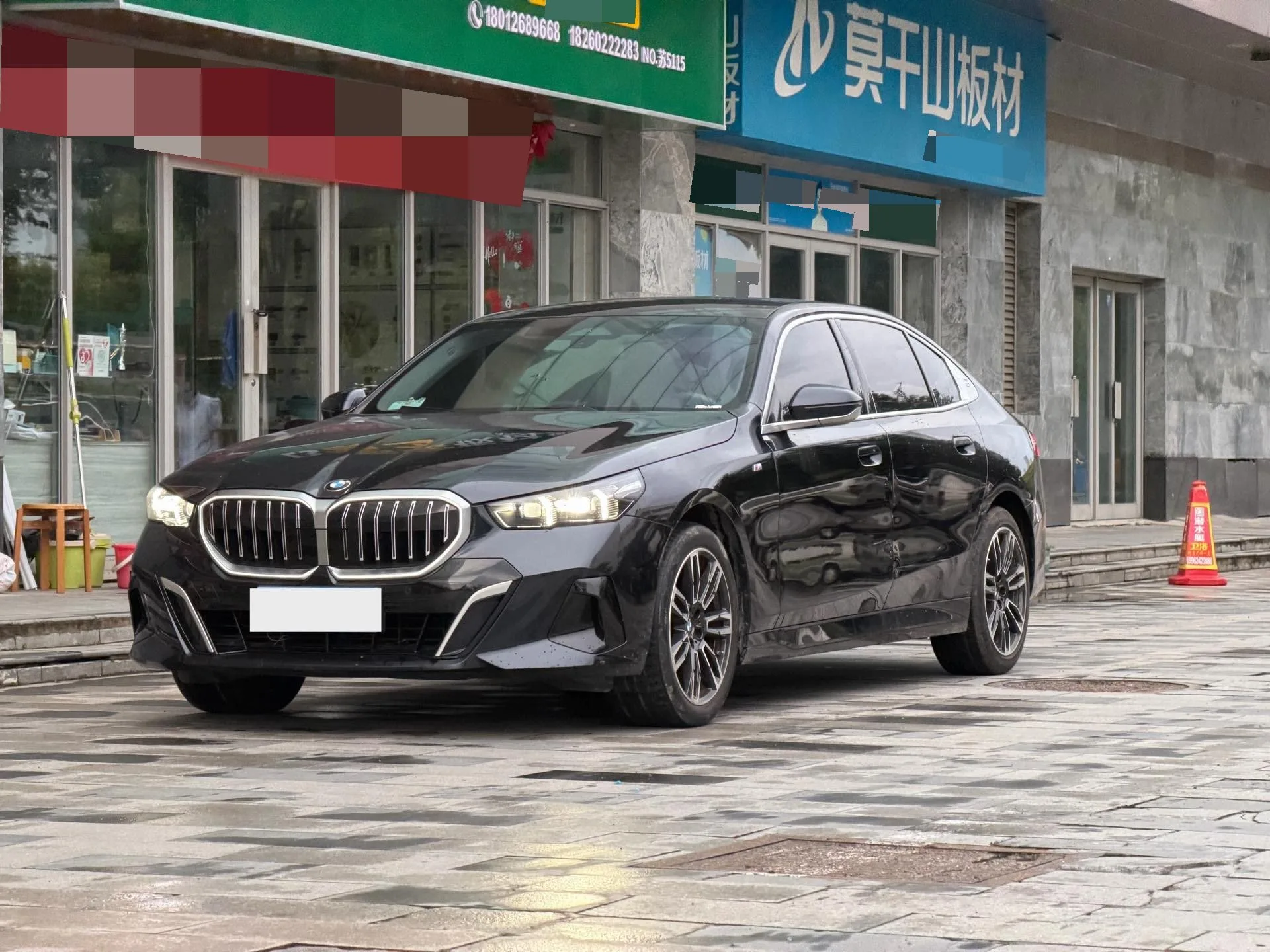 2024 BMW 5 Series 525Li 2.0T M Sport Package Automatic