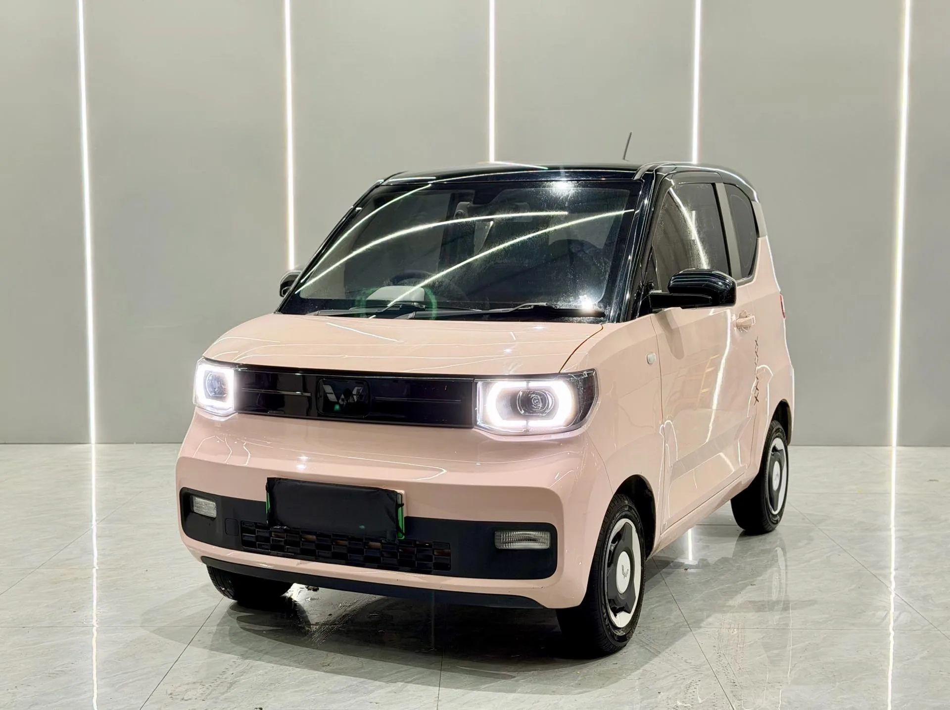 Hongguang MINIEV 2021 Macaron Sandwich Edition 120km/h Lithium Iron Phosphate