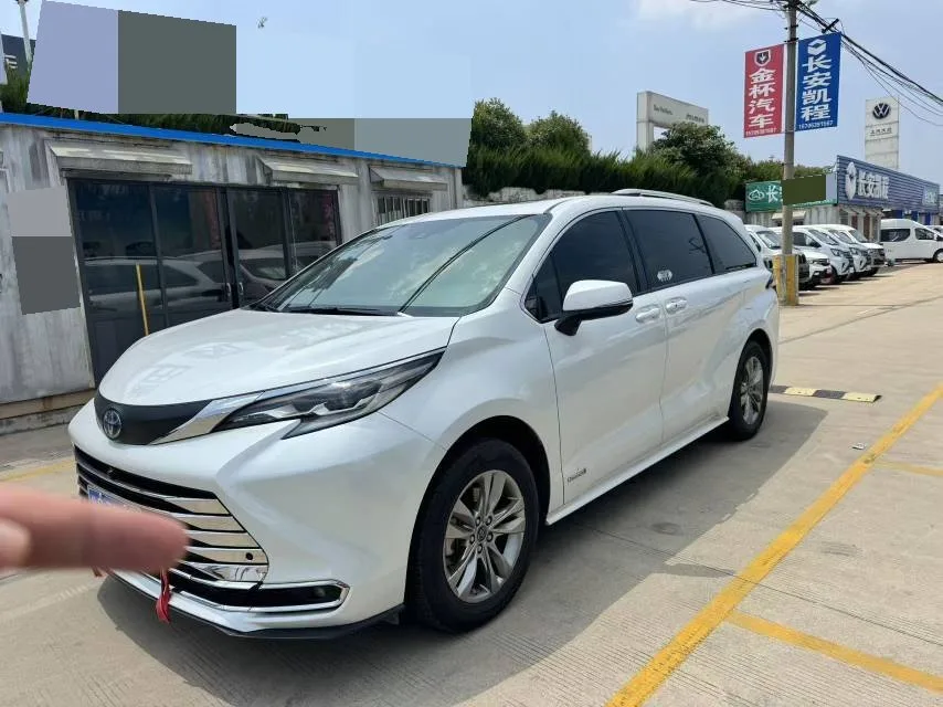 Toyota Cana 2023 2.5L CVT Comfort Edition Automatic