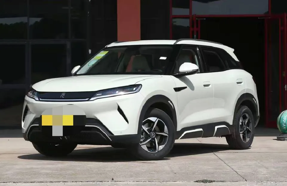 Yuan UP 2024 Model 401KM Super Edition
