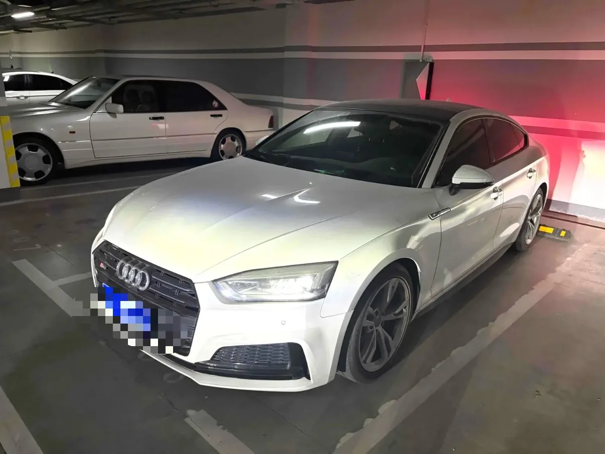 2019 Ауди A5 Спортивная спинка 40 TFSI Стиль