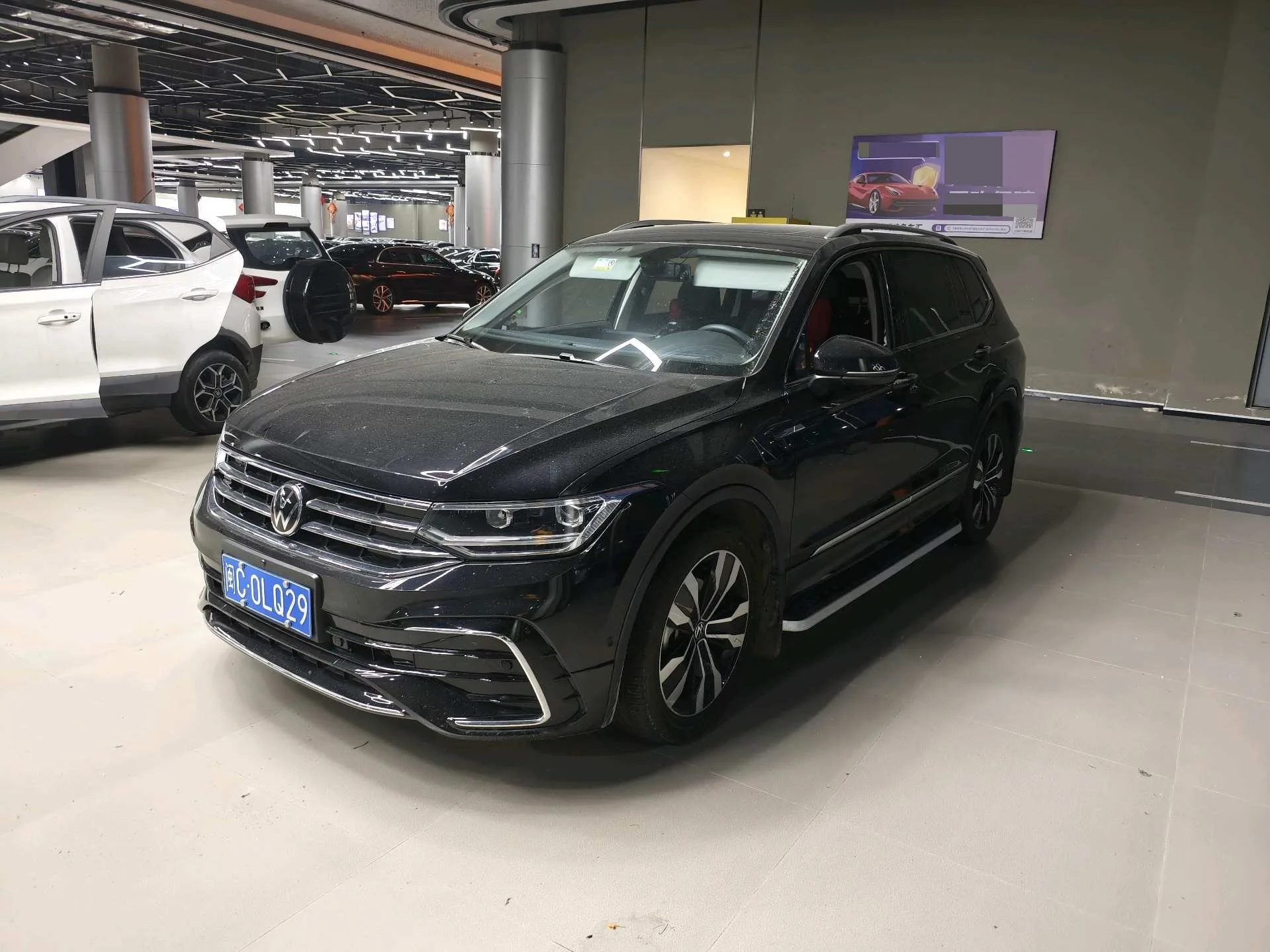 Volkswagen 2024 Tiguan L R-Line 2.0TSI 330TSI 2WD R-Line Luxury Edition Automatic Transmission