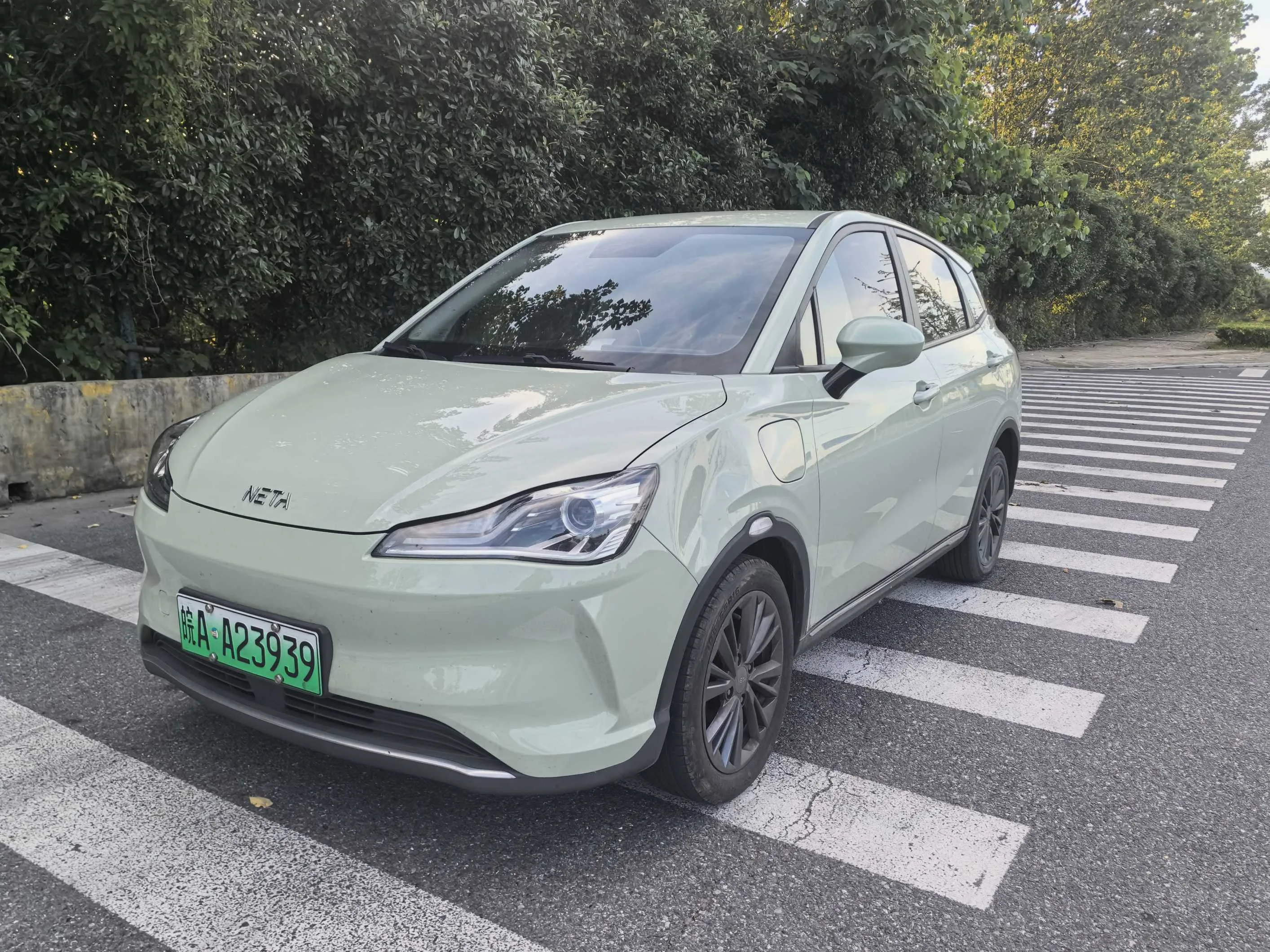 Nezha V 2022 Trendy 400 Lite