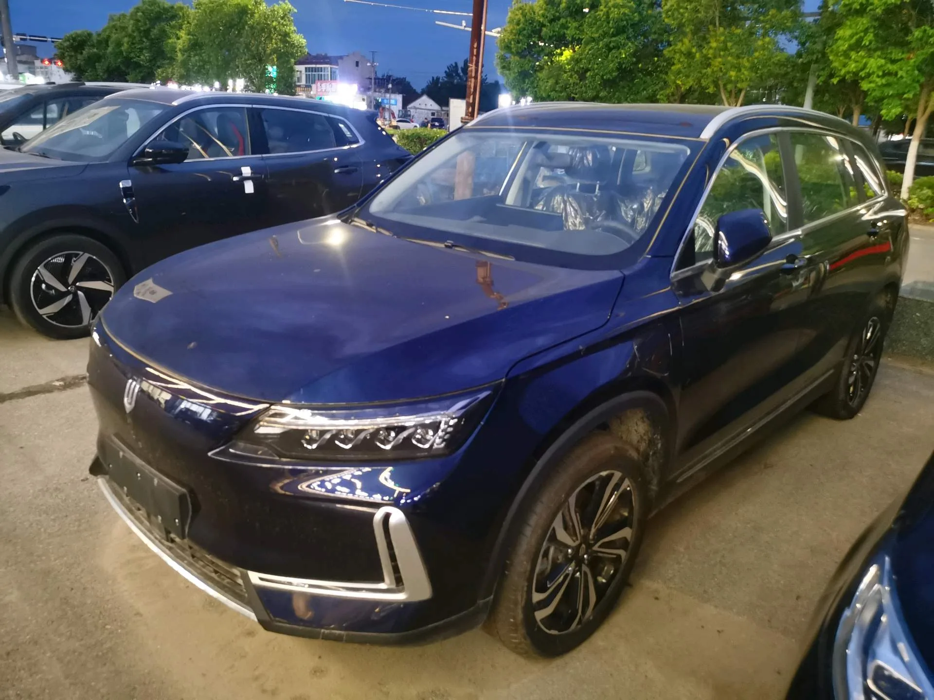 Skyworth 2024 EV6 430 Cloud Charging Edition + Automatic Transmission