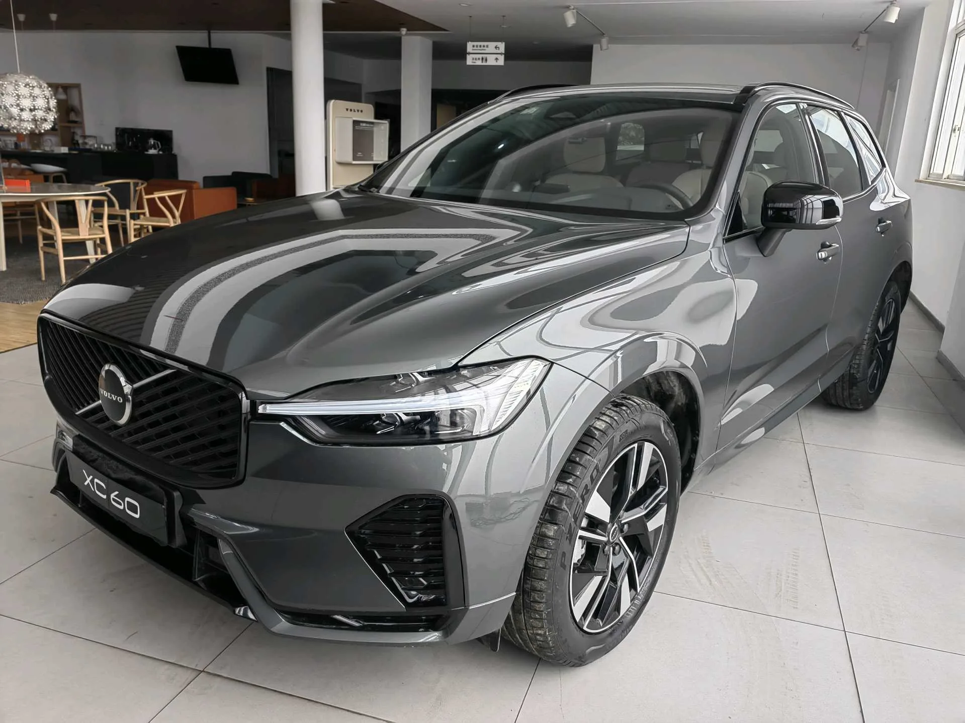 2026 Volvo XC60 48V 2.0T B5 AWD Intelligent Sport Edition, Automatic Transmission