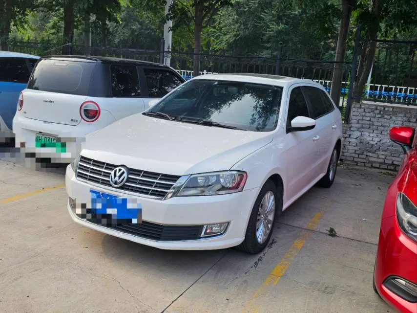 Жизнь Большой Туризм 2013 1,6 l Автоматический Комфорт Модель
