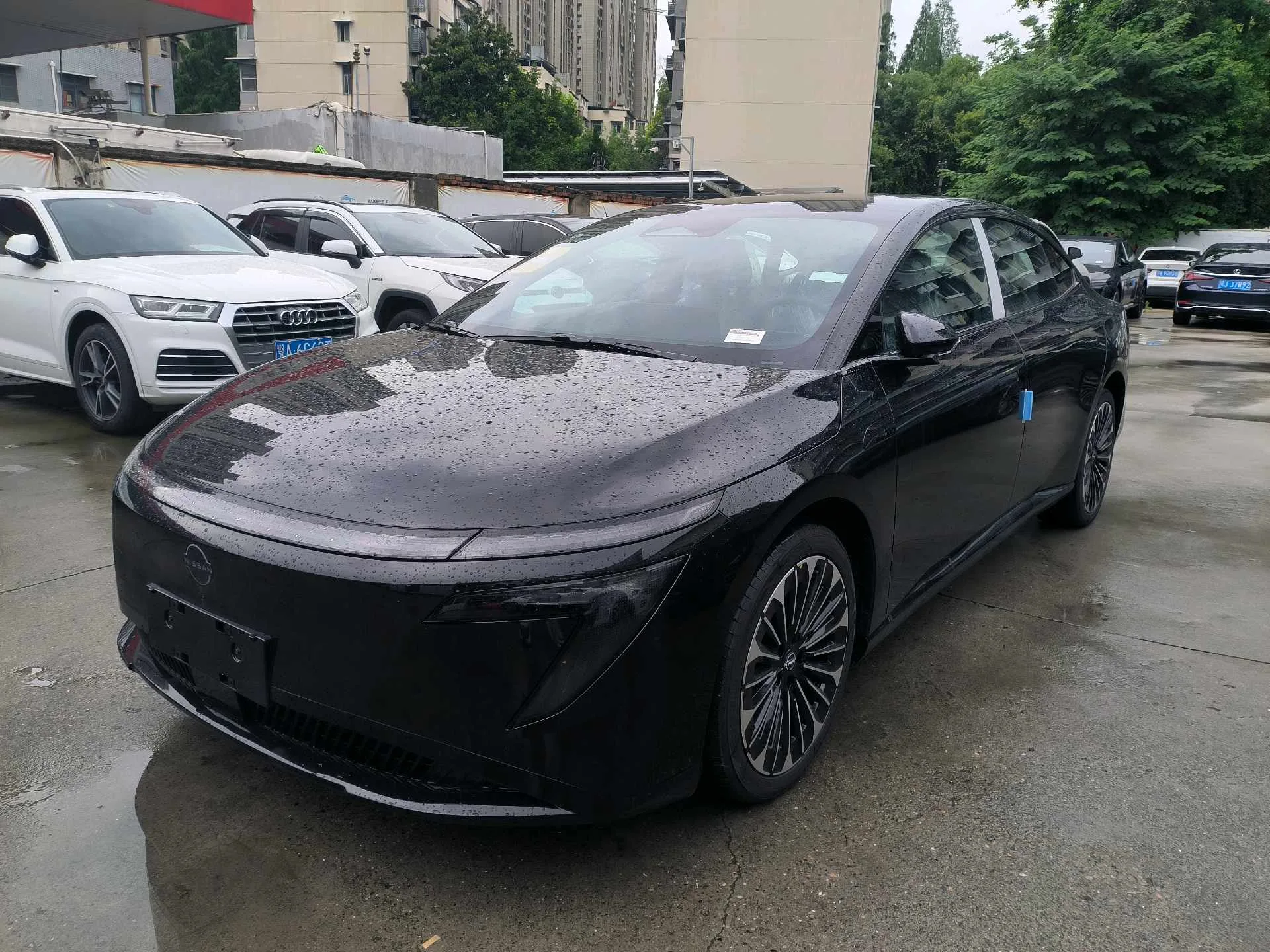 Nissan 2025 N7 625 Pro Automatic