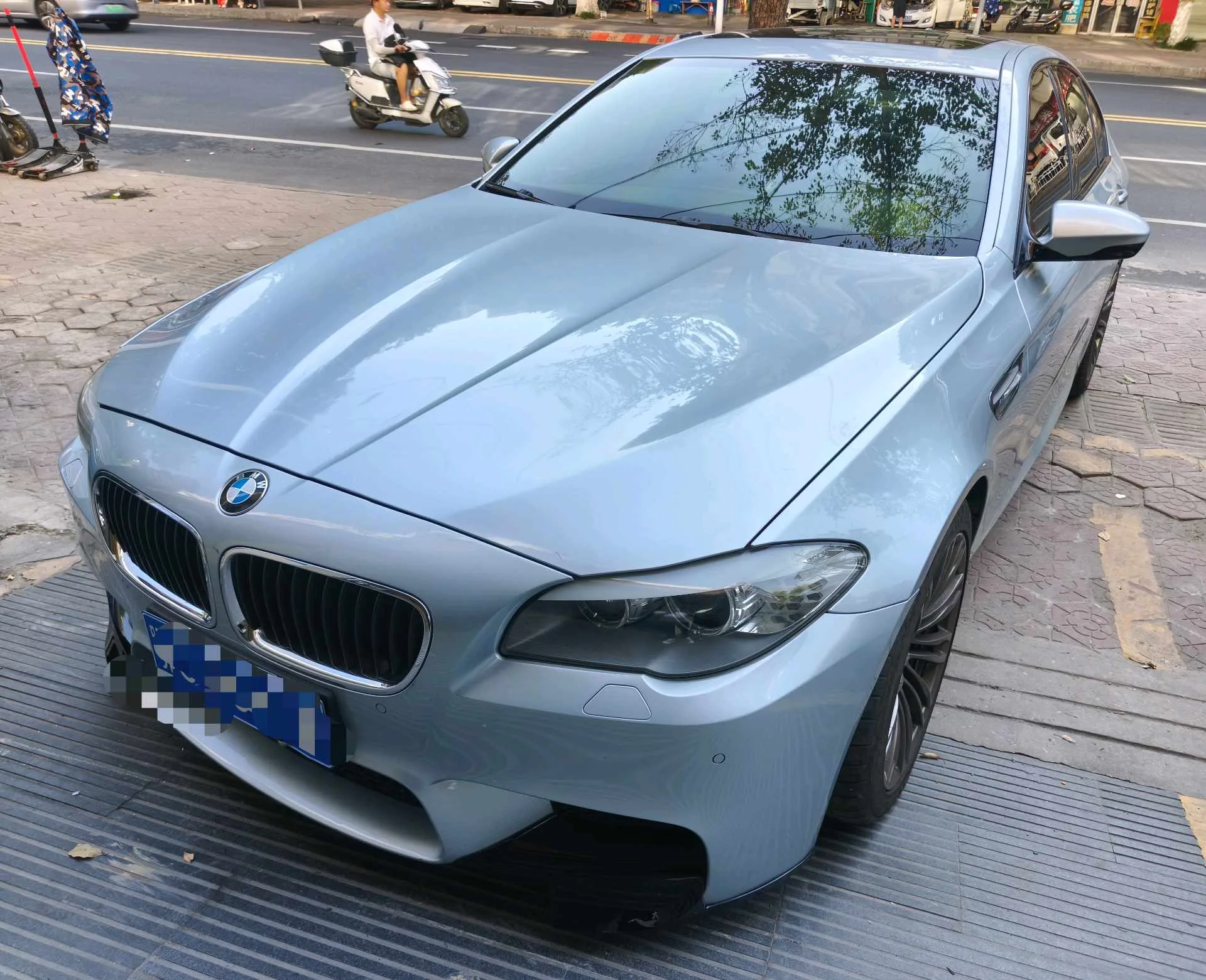 2012 BMW M5
